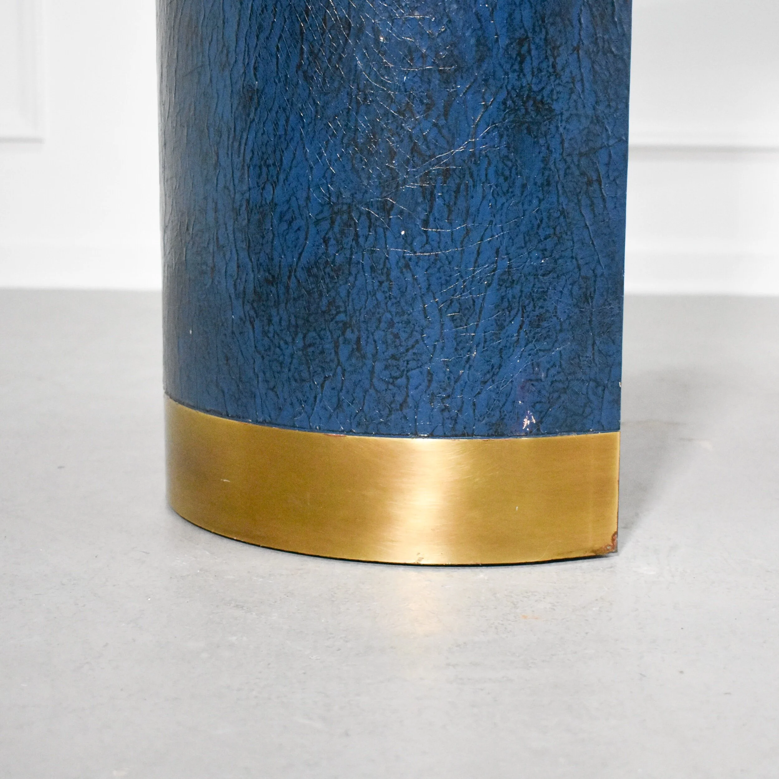 AF6FA8FD-D333-41A7-89AC-44860B001E6F