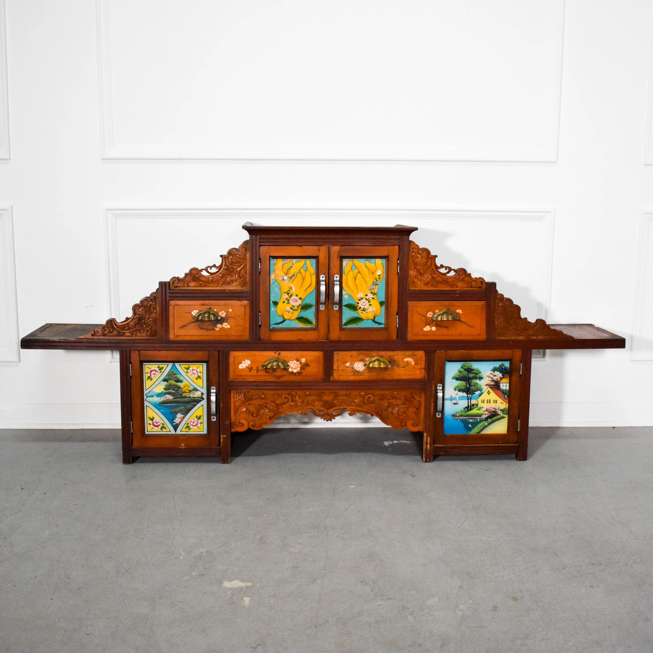 19th Century Qing Dynasty Carved Wooden Chinoiserie Reverse