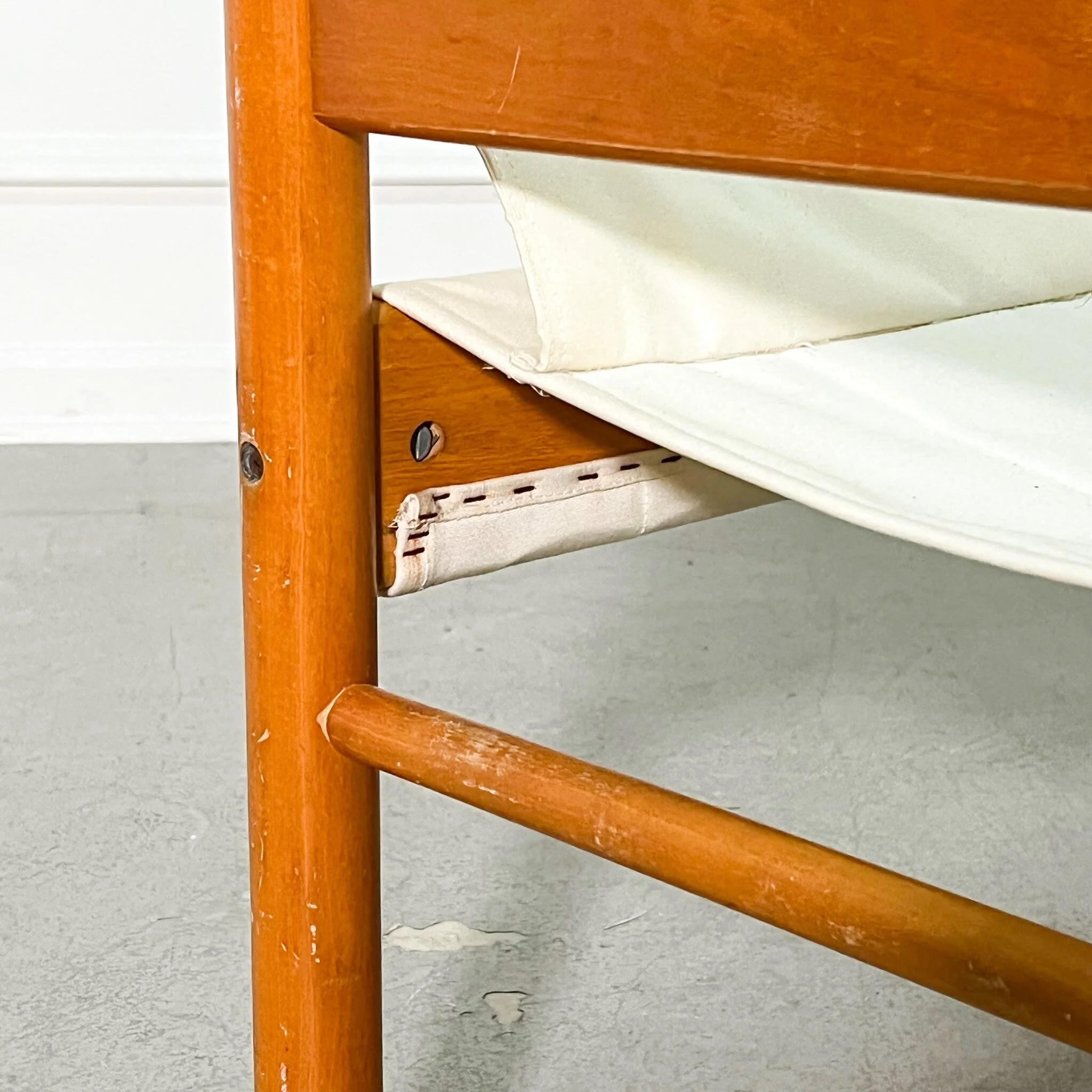 328CBADC-32CF-4FDA-AFC6-39D7F9A3A8EC