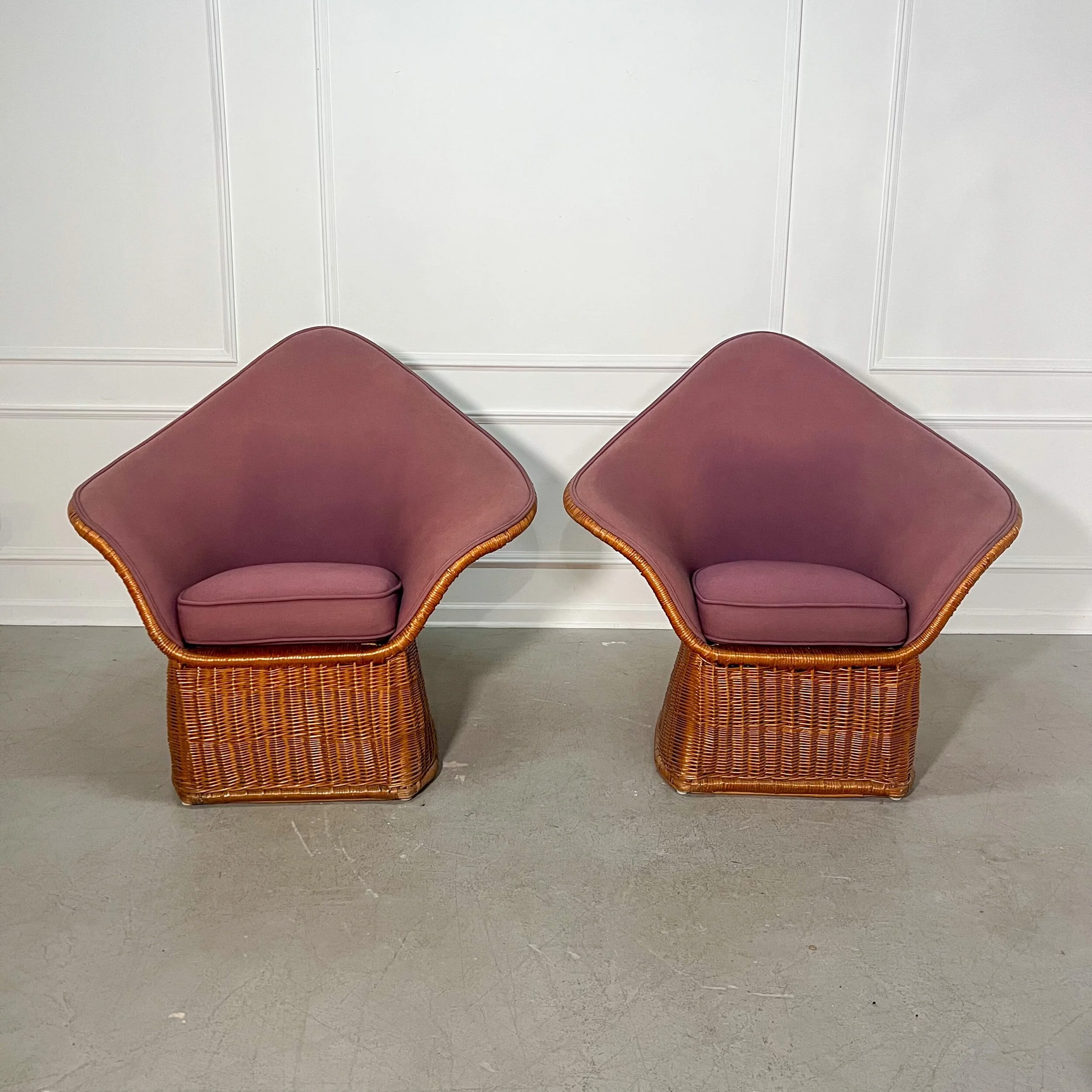 AED84E20-0EA2-42D5-B7E1-829109AC4DF8