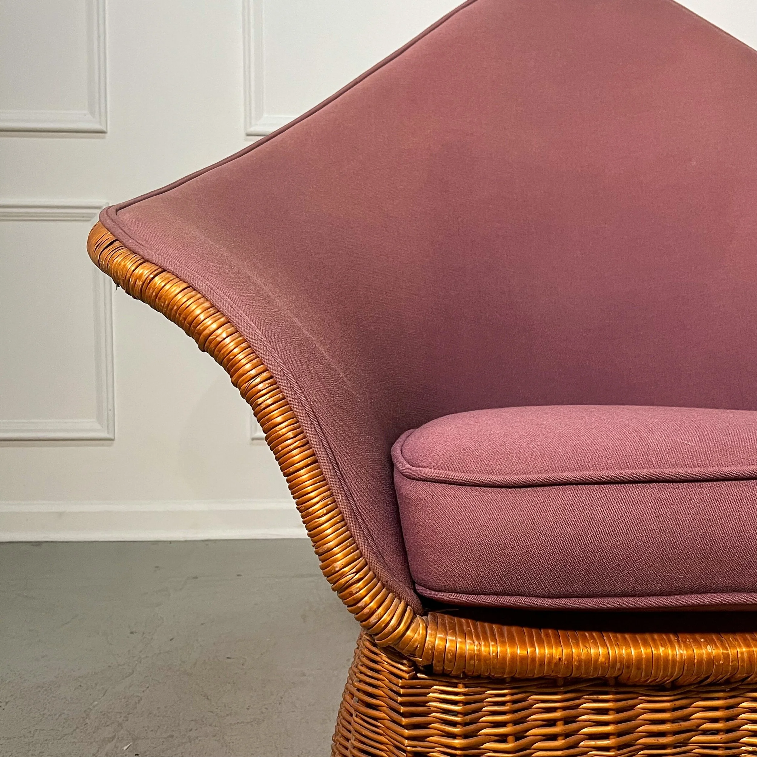 4C321F50-9705-4EC2-AE3C-2924356C4D2E