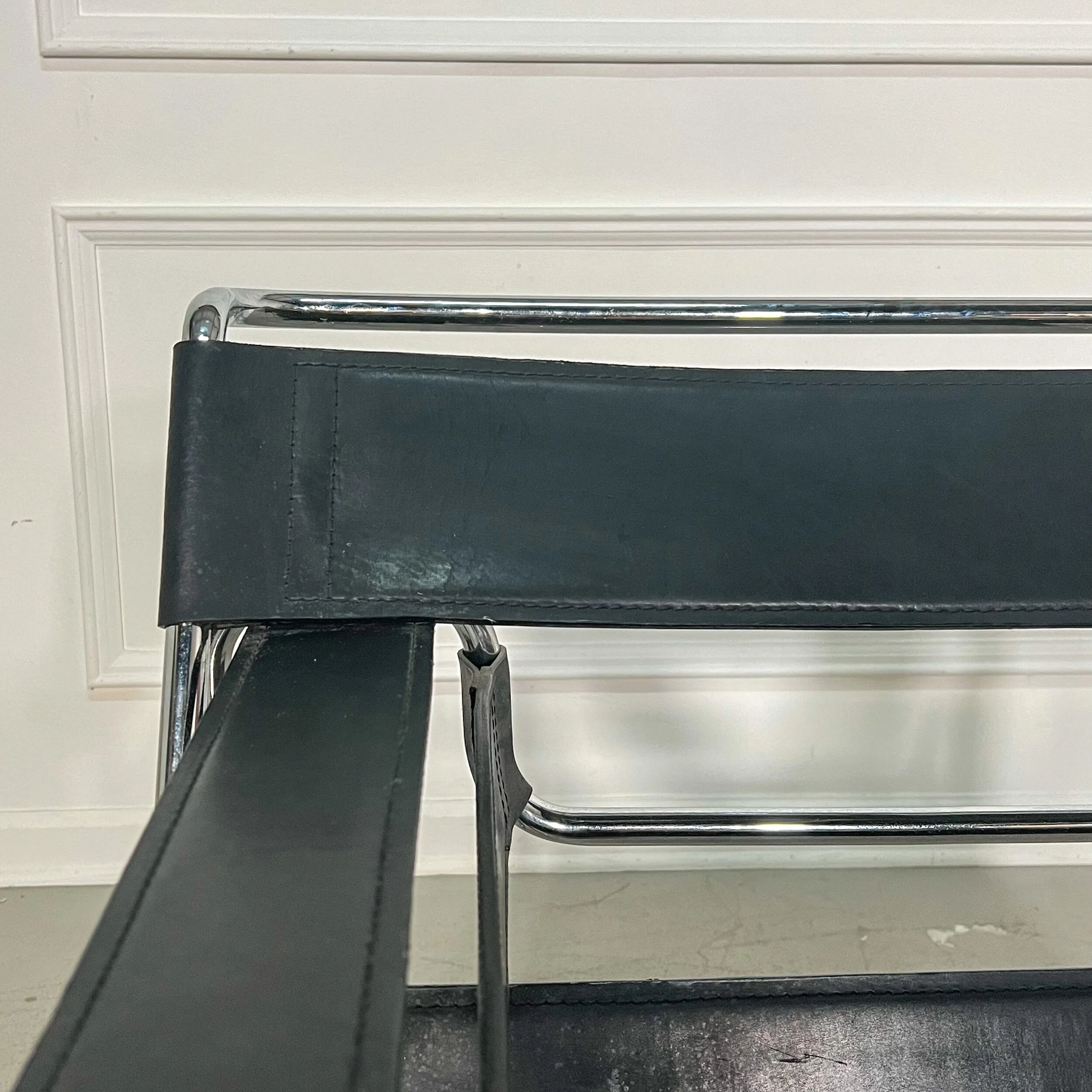 AED84AEF-DA4D-4614-8514-A07E34FBD891