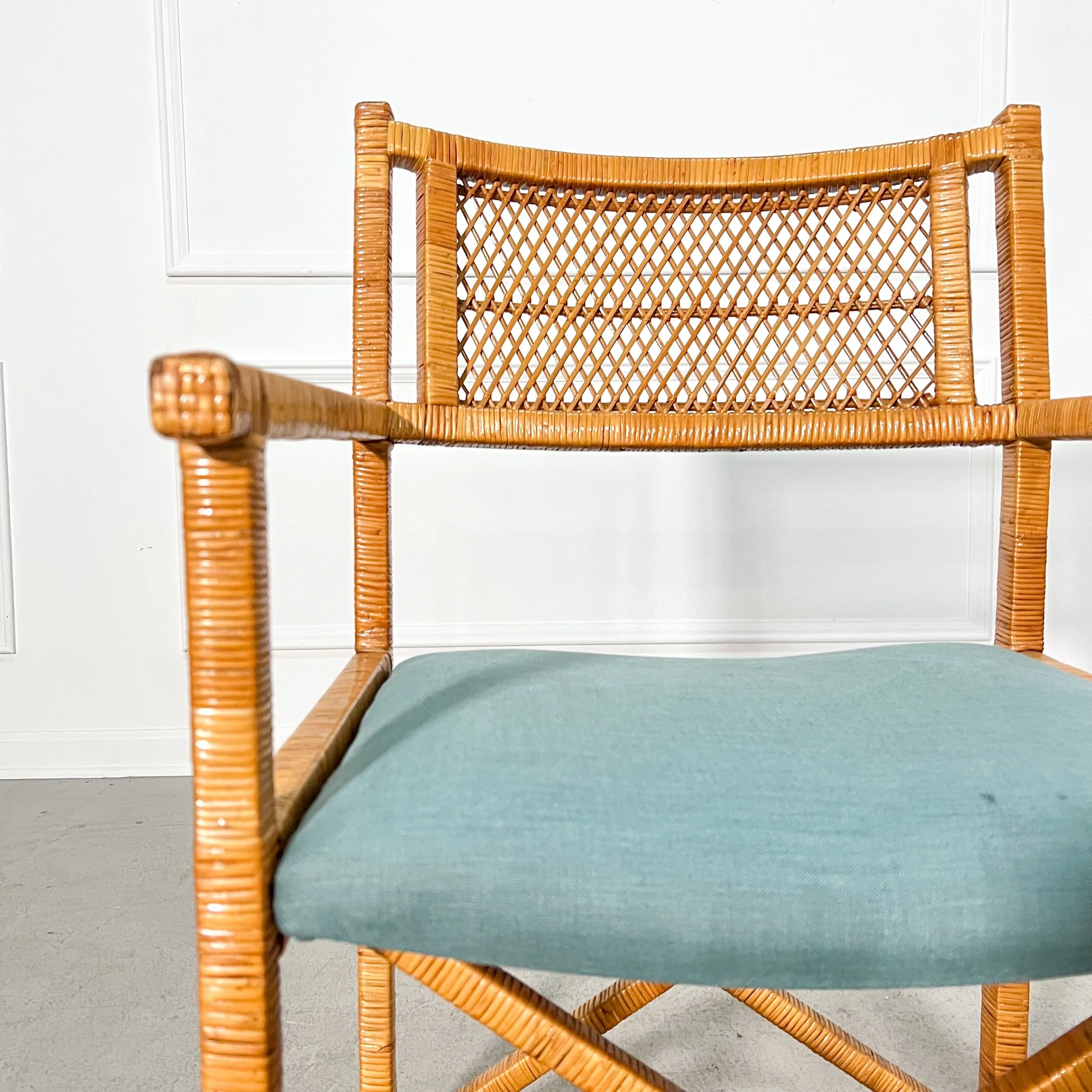 D8FD6D00-FCBF-4DB2-A2C3-C47530290CCC