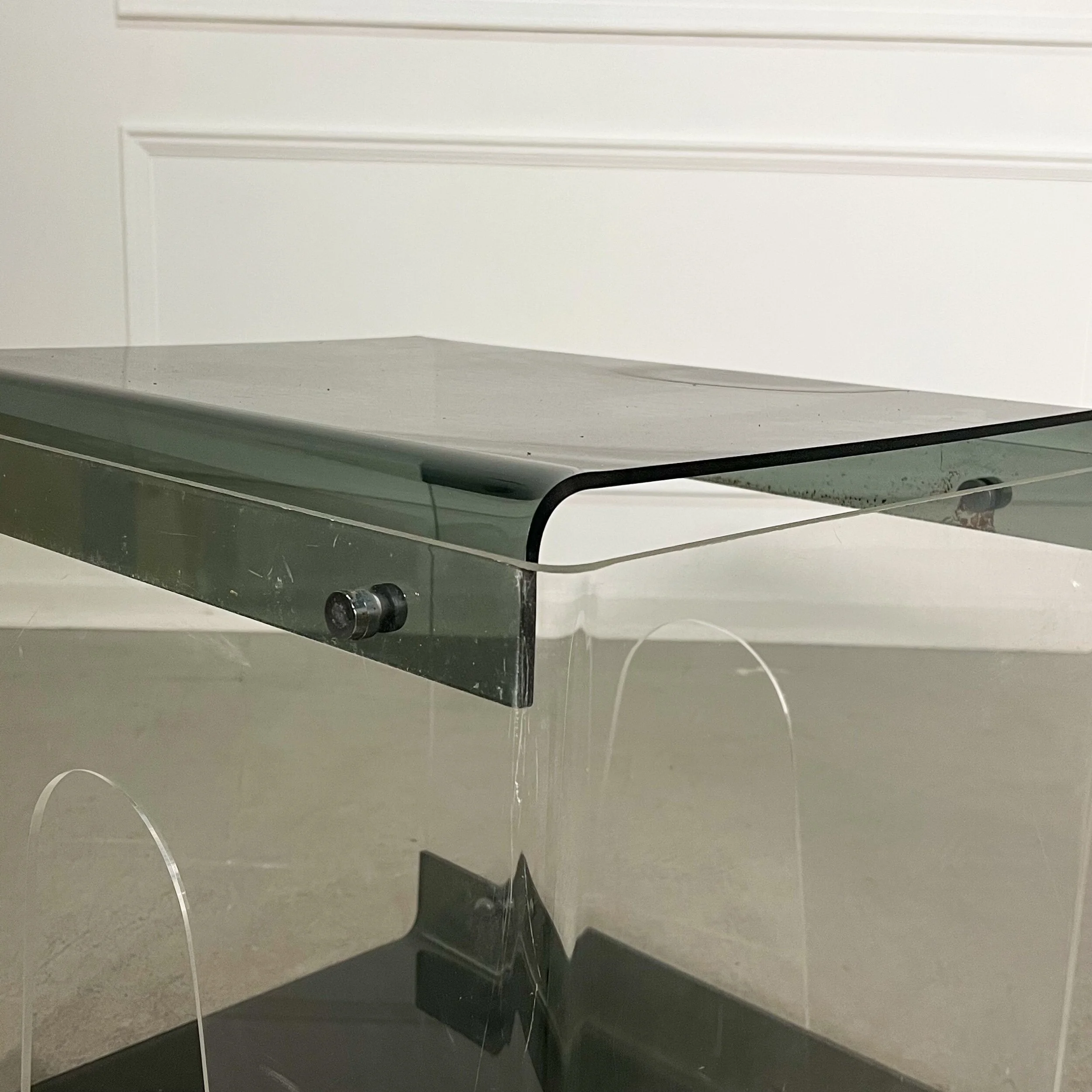 35AC5E9F-C04F-4A64-A670-AC6C6BBB6CB4