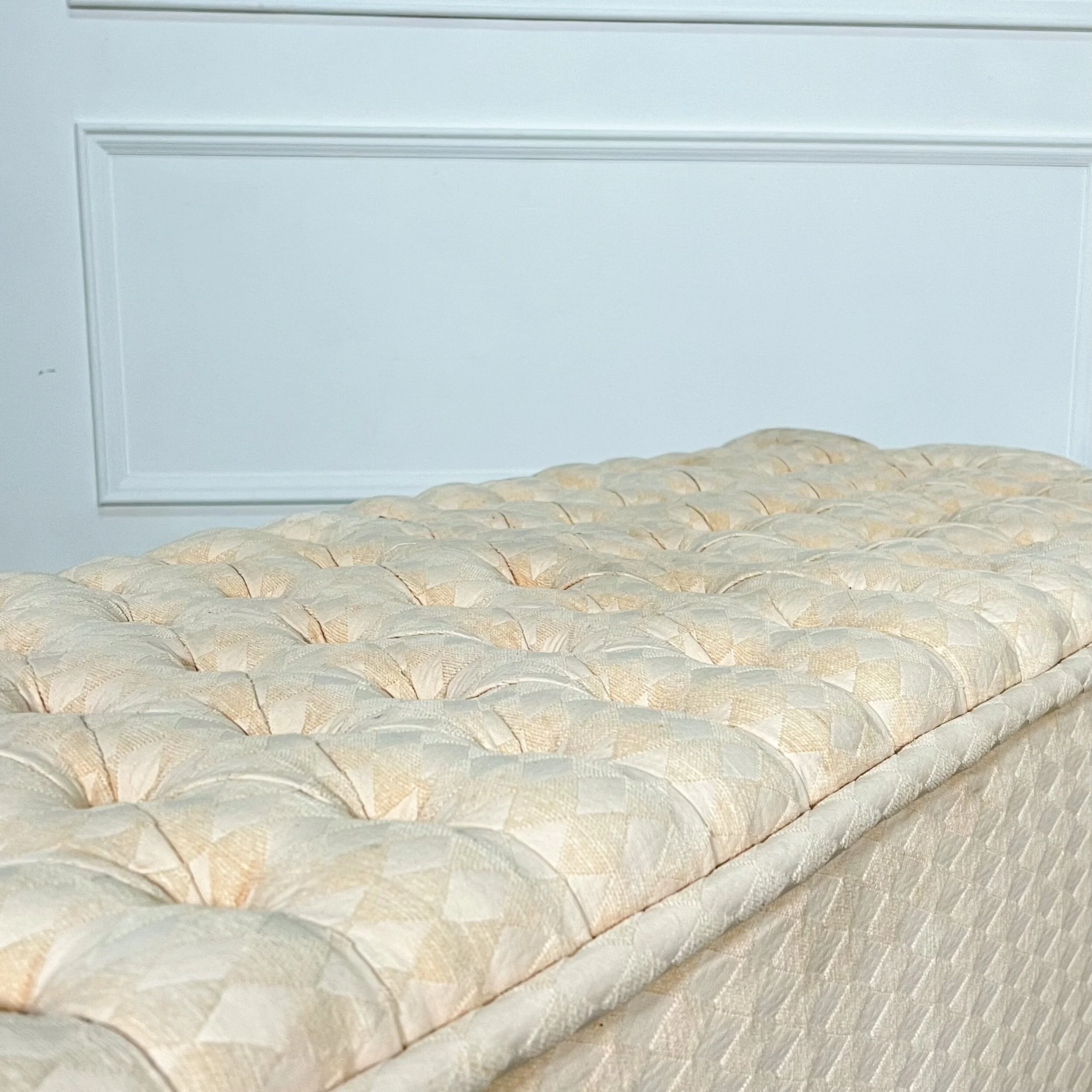 C135FEF6-AE46-47EC-BB8E-EC861C8609DF