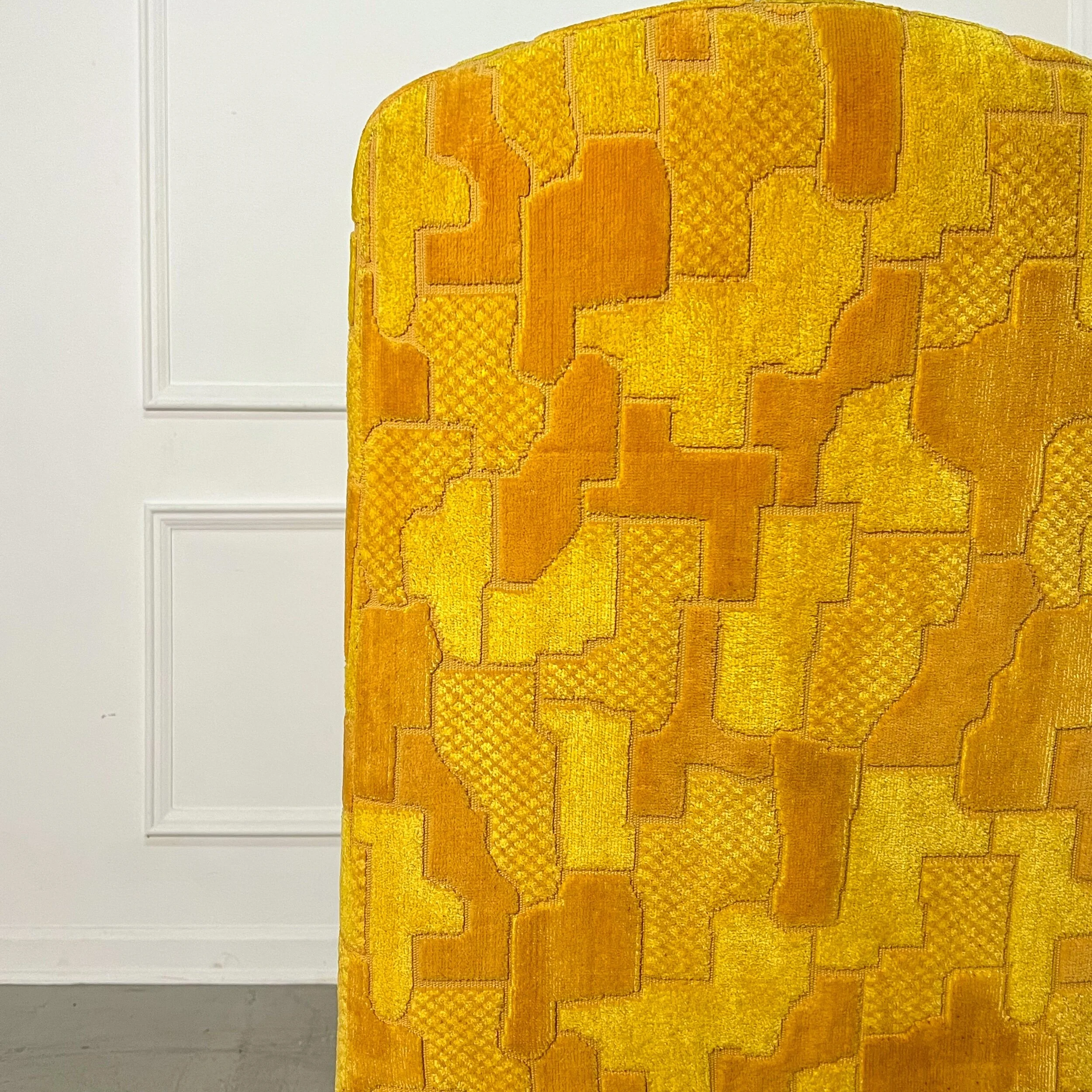 606C343D-BEF5-4A4C-9A1F-B510ADFA461C