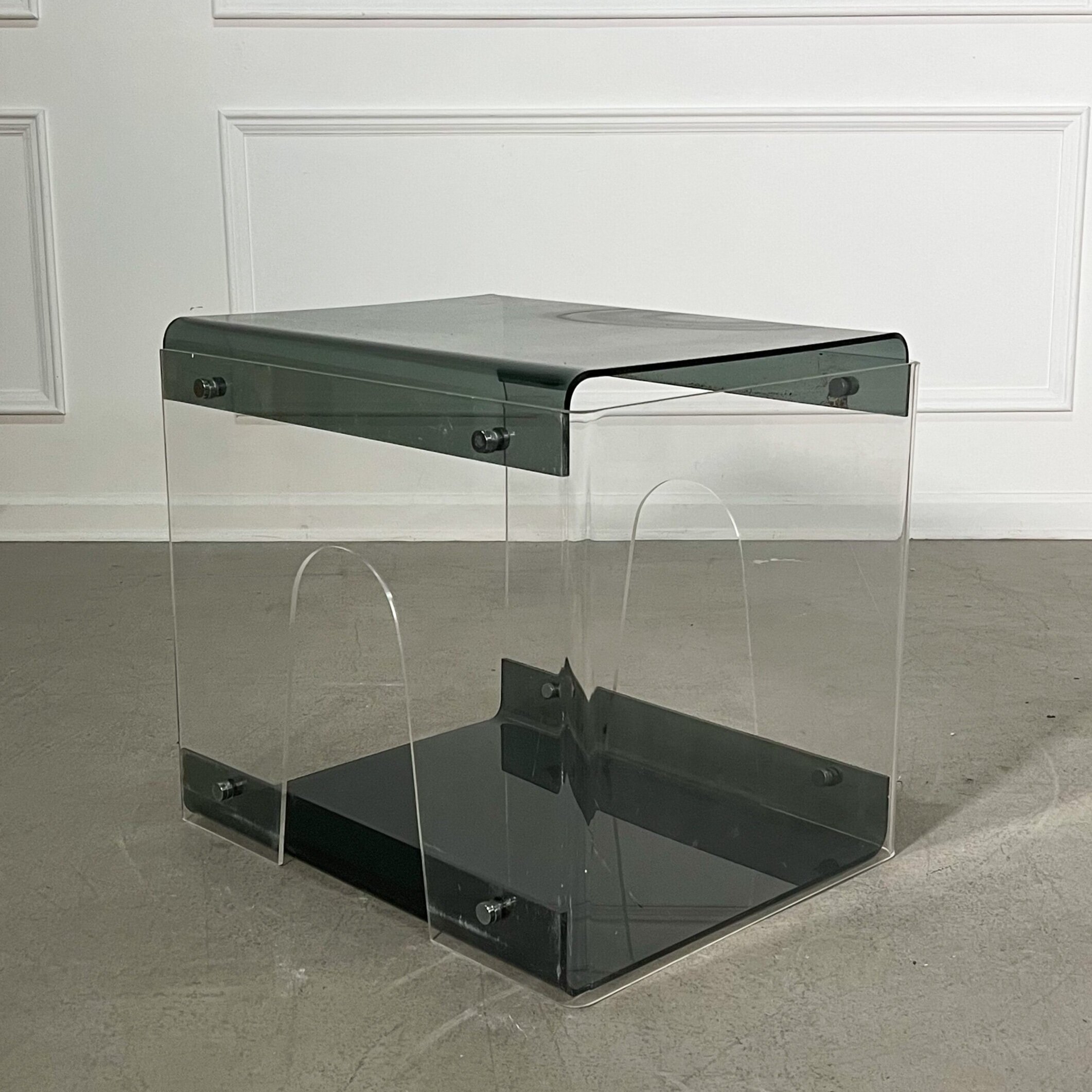 7FB85AA0-8EF7-41C9-B3B2-2626220A0BED