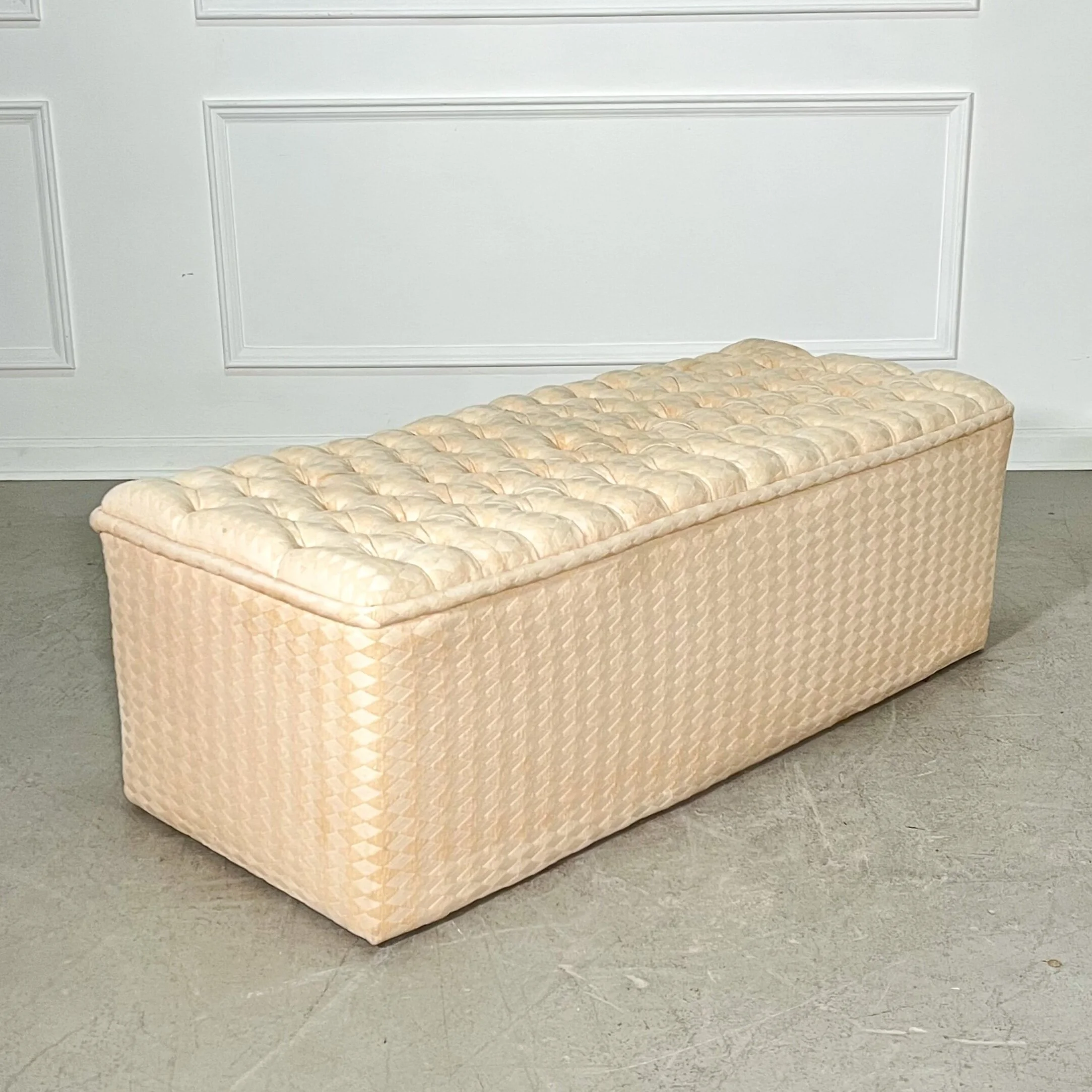 BE0934E6-763A-4DC5-A717-BC8BA3C40F0C