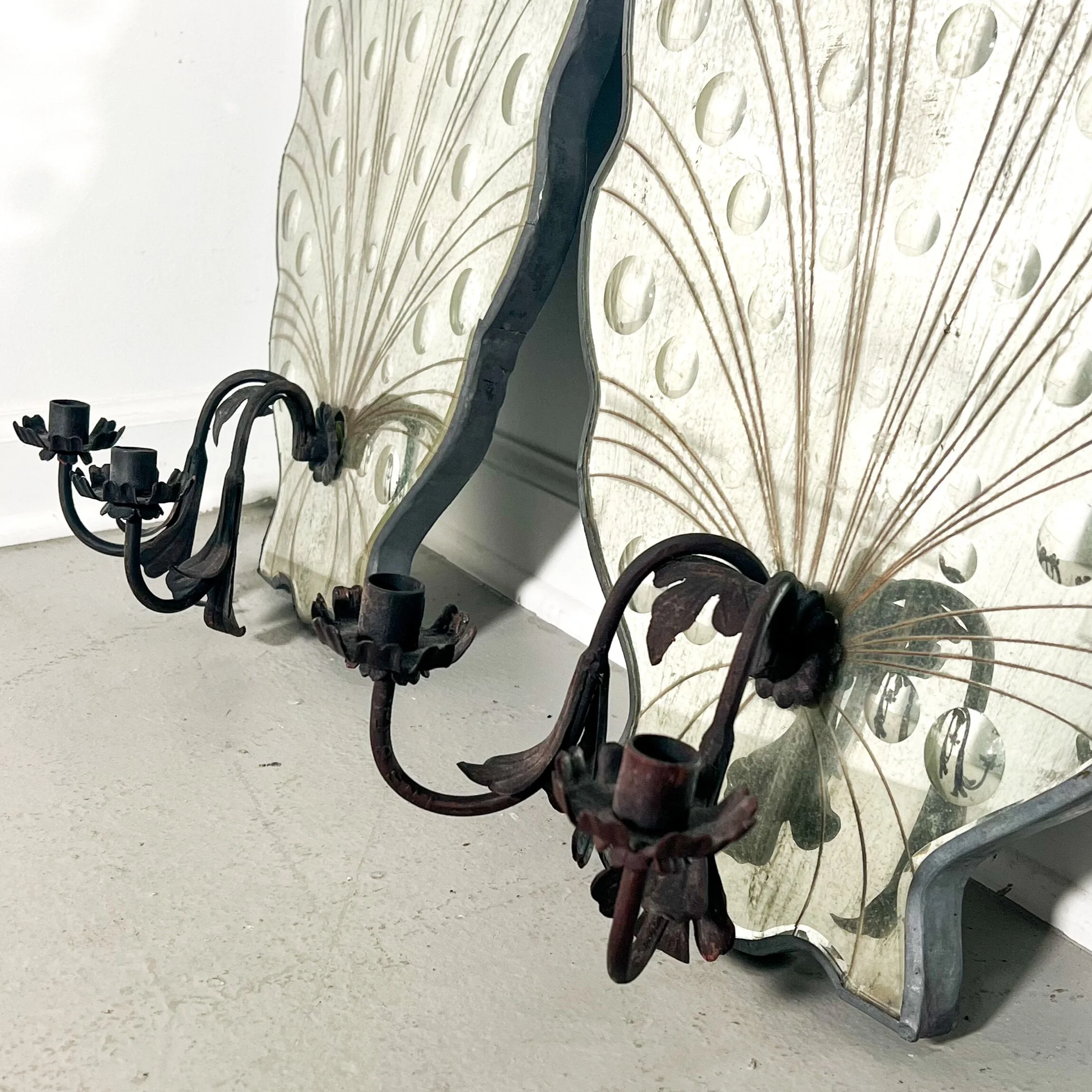 846D76F5-C626-45C0-8B90-7F7F7F641B9B