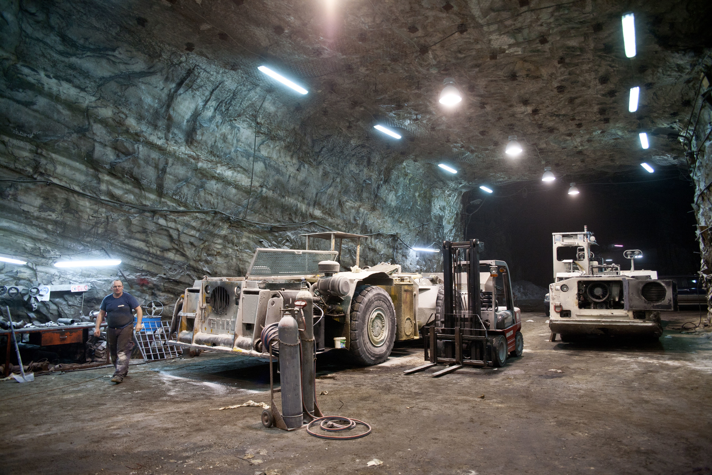 Italy - The old white gold of Sicily - The Salt Mine (31).jpg