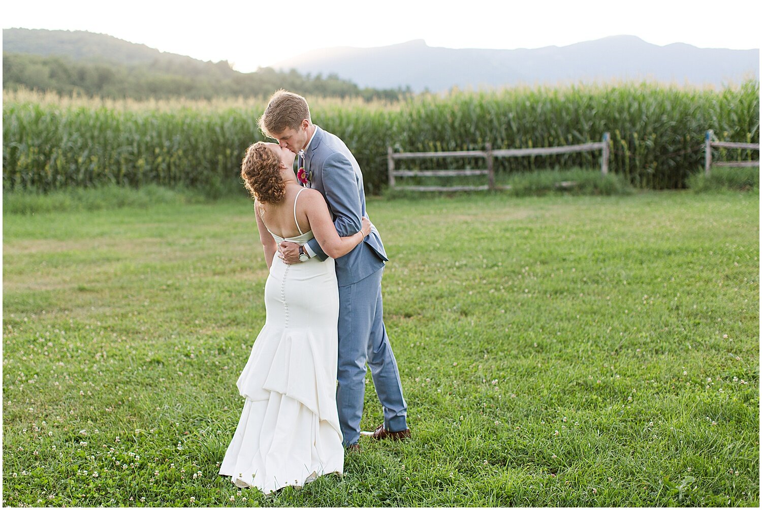 Timberholm-Inn-Stowe-Vermont-Wedding_0099.jpg