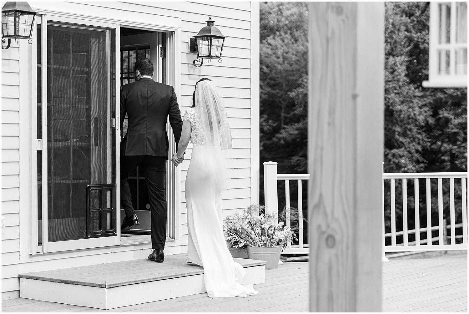 Guilford-Vermont-Backyard-Wedding_0276.jpg