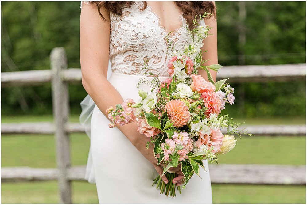 Guilford-Vermont-Backyard-Wedding_0300.jpg