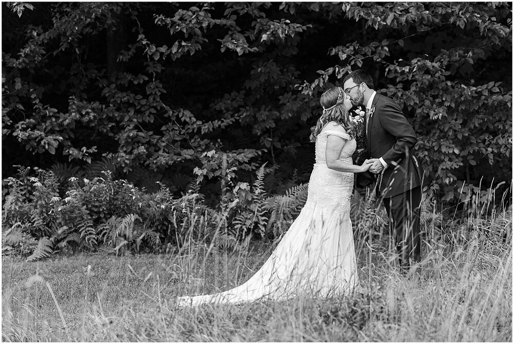 Lareau-Farm-Inn-Waitsfield-Vermont-Wedding_0560.jpg