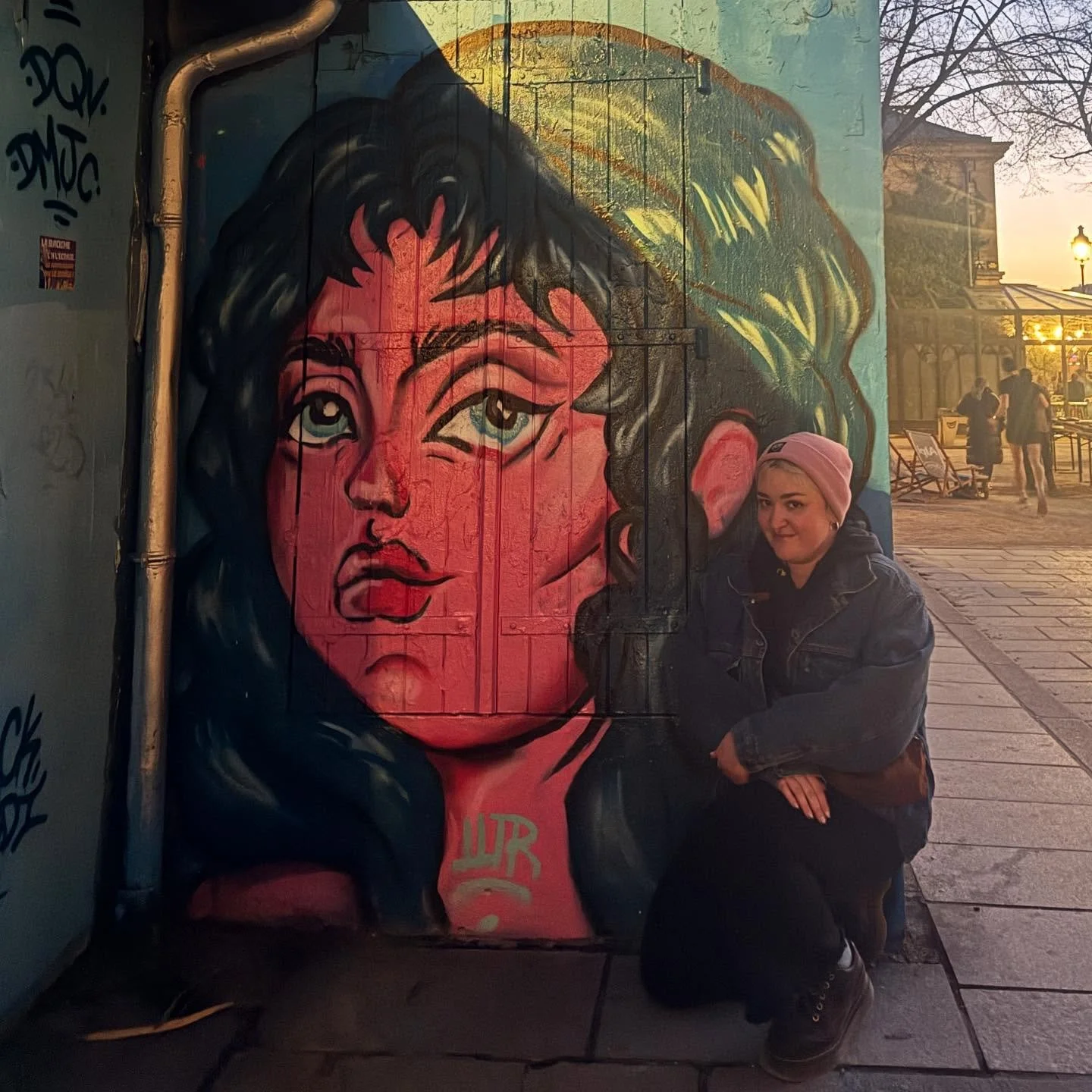 just so happened to encounter my muse in Paris 💖😌🧚🏻