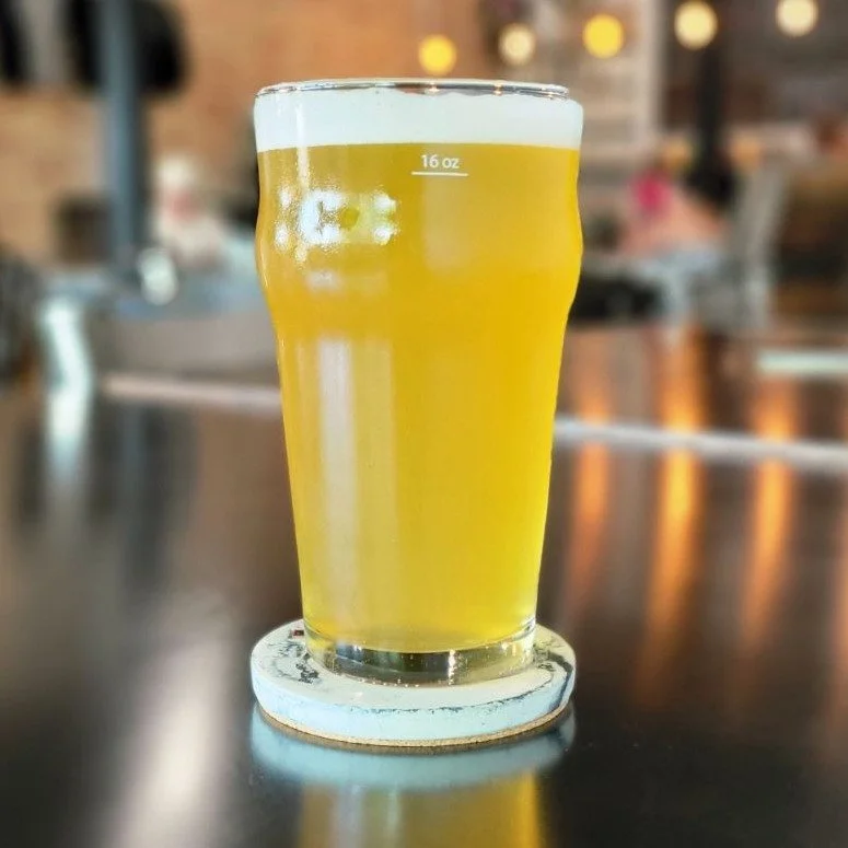 New on tap!

Other Side of the Wind &ndash; a dry-hopped American Wild Ale, aged in Oak. At 4.5%, it's incredibly drinkable with layers of unique flavor. Perfect for an evening unwind. 😉

Come grab a pint here in Old Town Saginaw! 

#WildAle #OakAge
