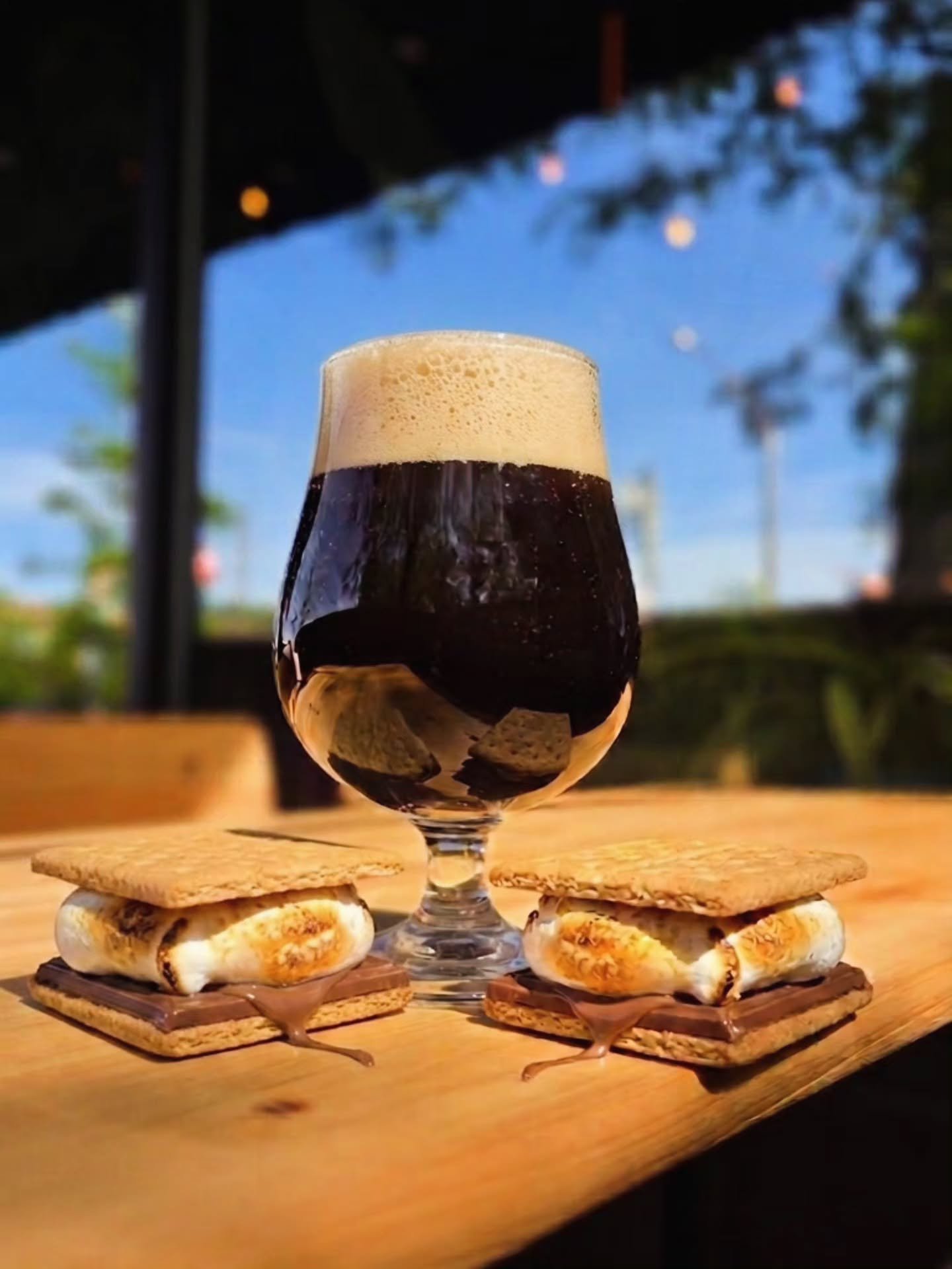 ​Our new Nitro S'more Stout hits the taps today!!

​Think rich chocolate, toasted marshmallow, and graham cracker, made ultra-smooth on nitro. Cheers
