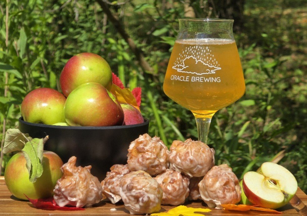 🍩DONUTS ARE BACK!!🍩

The Vegan Cottage is back again, this time with Apple Fritter Donut Holes just in time for the beginning of the fall season! 

🗓️ Sunday August 30th
⌚ Noon to 3PM
📍@Oracle Brewing Company
💵 $5 for 4 donut holes

Orders are l