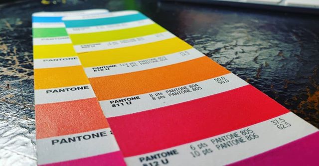 Holy hotness batman.
Working on a secret print project and breaking out all the fluorescent colors. Want to work on something bright together? Let's chat!
#pressdunord #printersofinstagram #letterpresslife #printingfordays #platenpress #selfemployment #originalheidelberg #printlocal #duluthletterpress #zenithcity #craftingsomethinggreat #lincolnpark #lpcd #letterpressbusinesscards