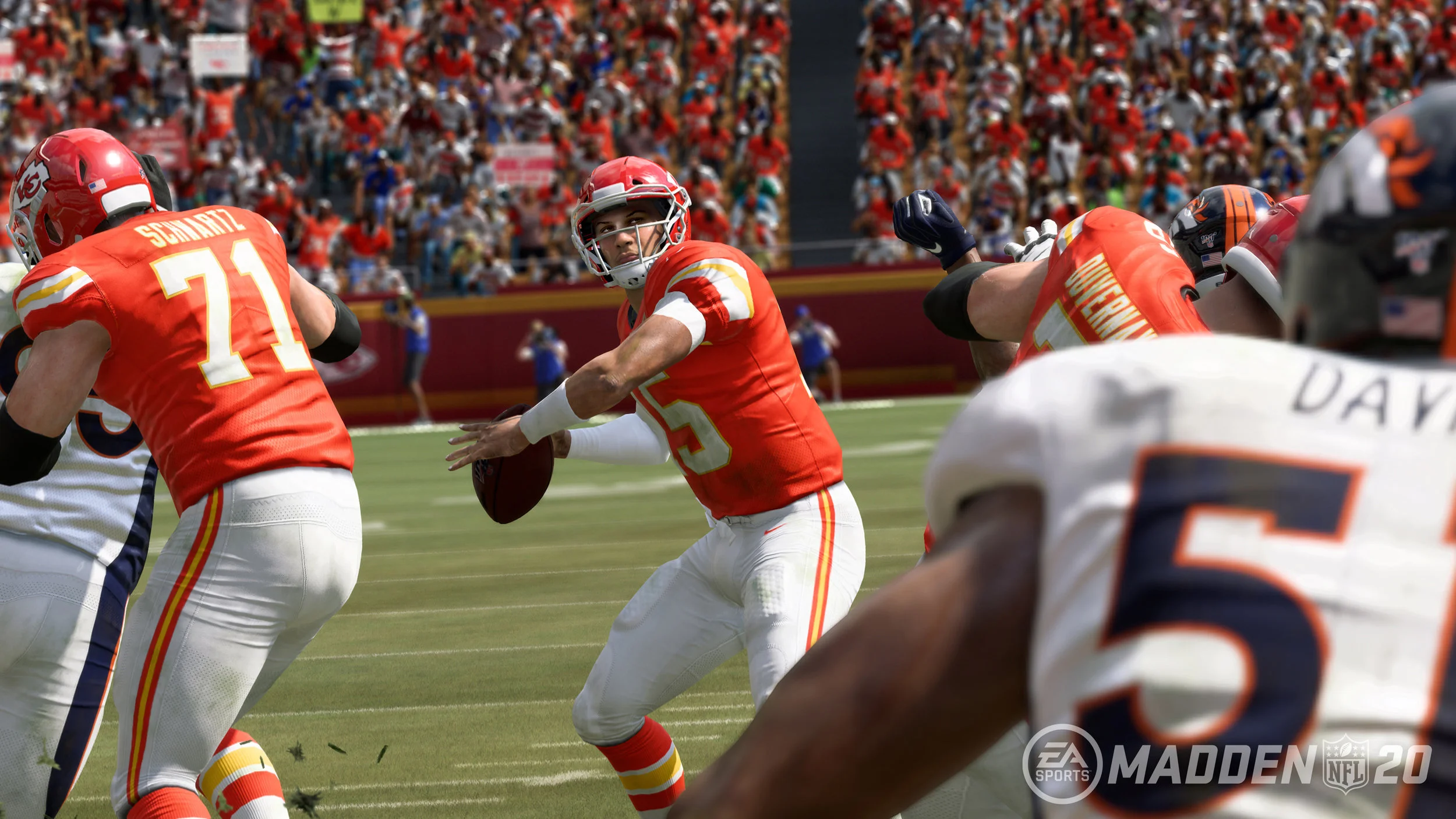 MAD20_WM_Mahomes_2.jpg