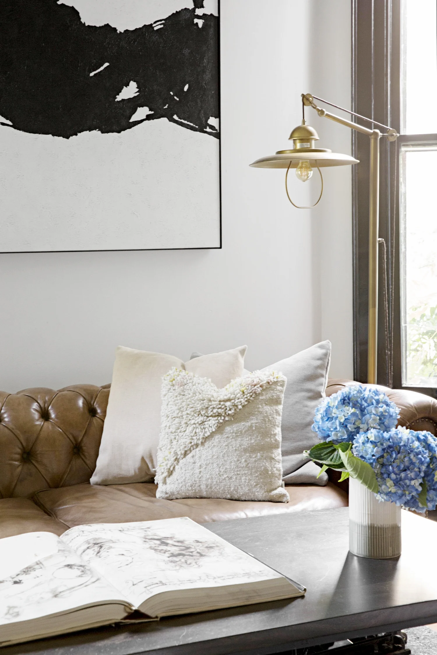 Los Angeles based interior designer for cool, casual living