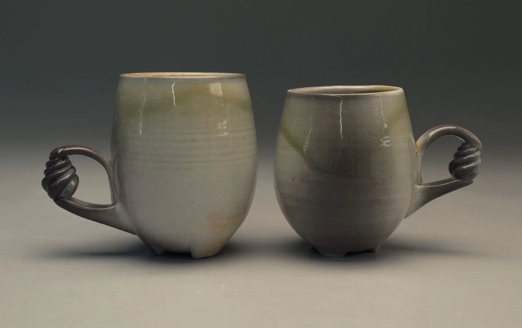 Egg-Handle Mug Pair