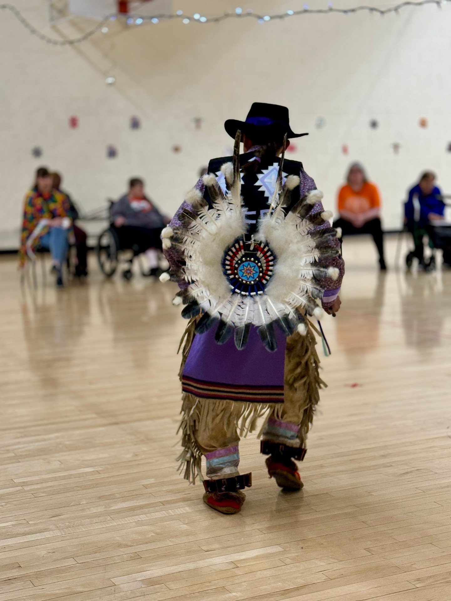 Today on Truth and Reconciliation Day, we gathered to honor the strength and history of Indigenous Peoples. Through traditional teachings, cultural expressions, and creative activities, we reflected on our role in fostering meaningful reconciliation.