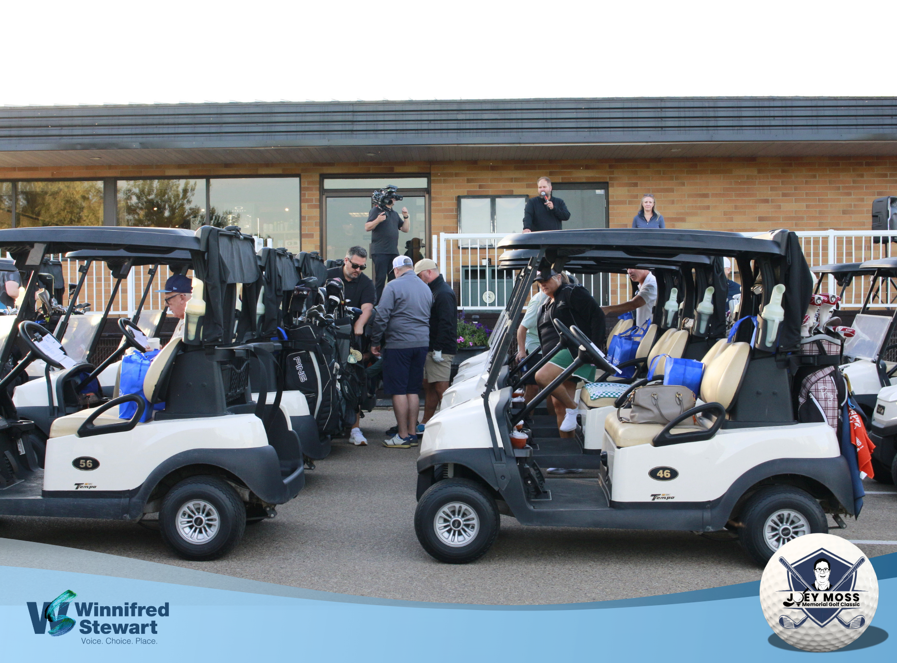 Golf cart (7).png