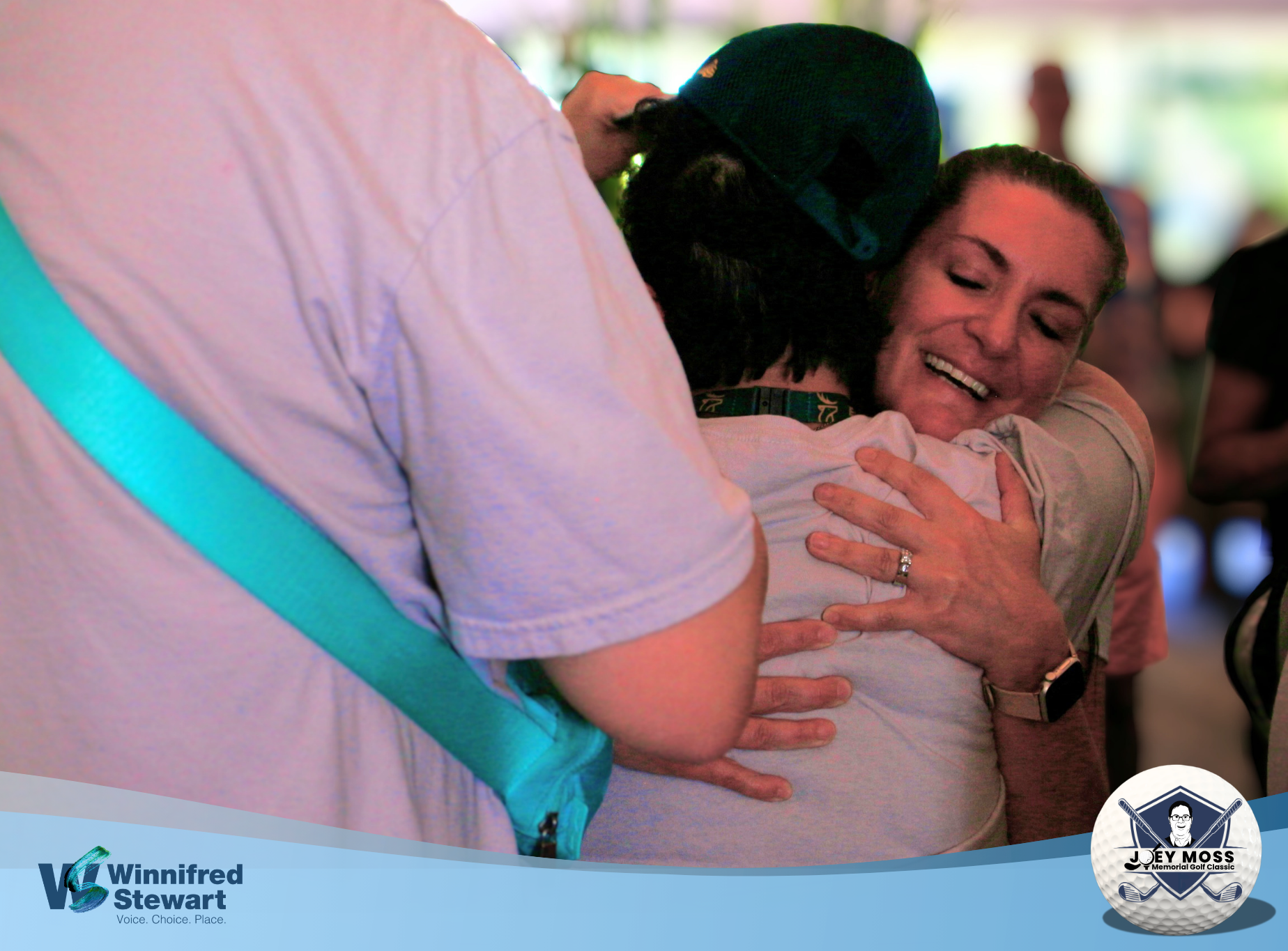 Sarah hugging Carmela.png