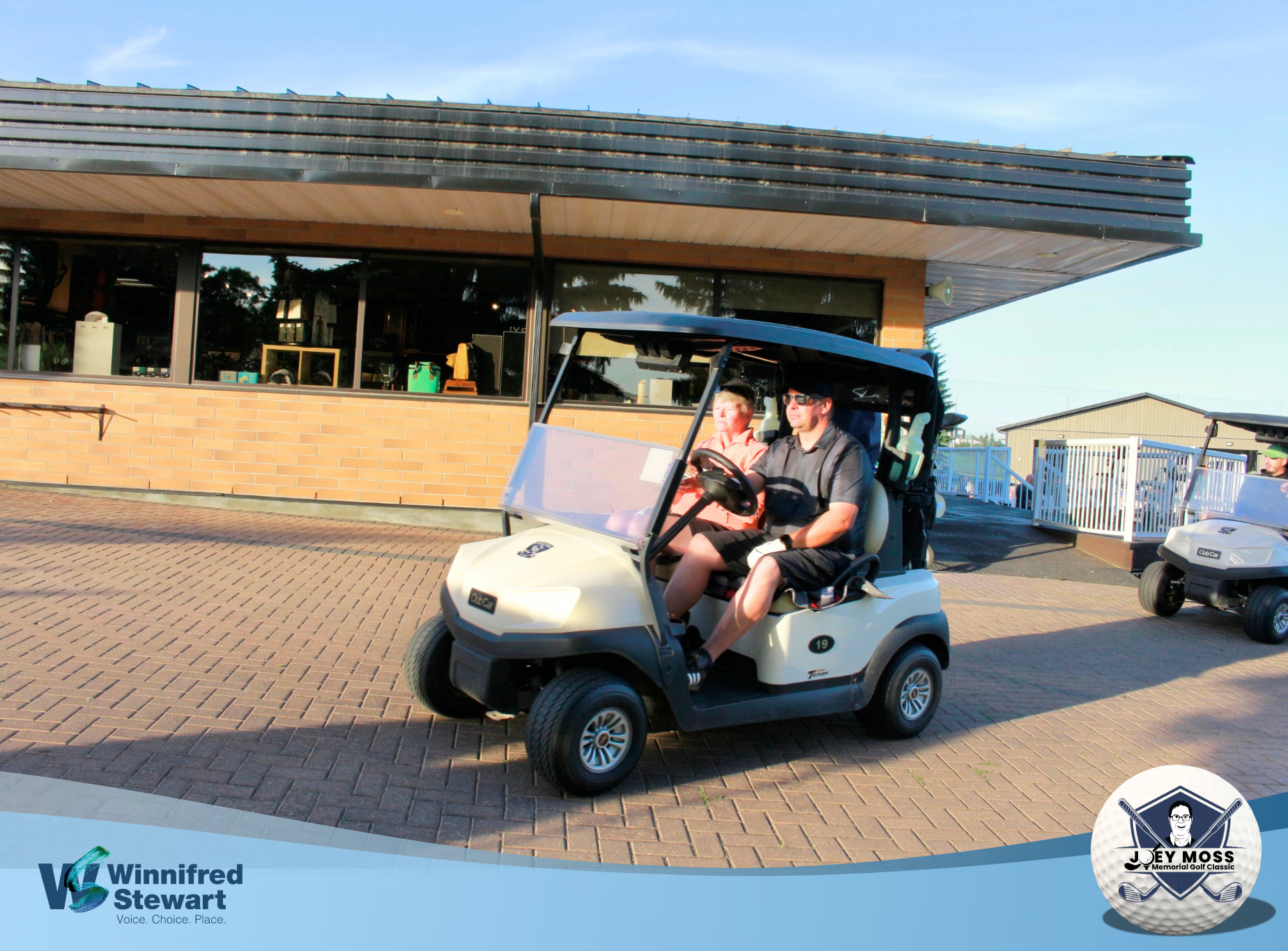 Golf Cart (3).png