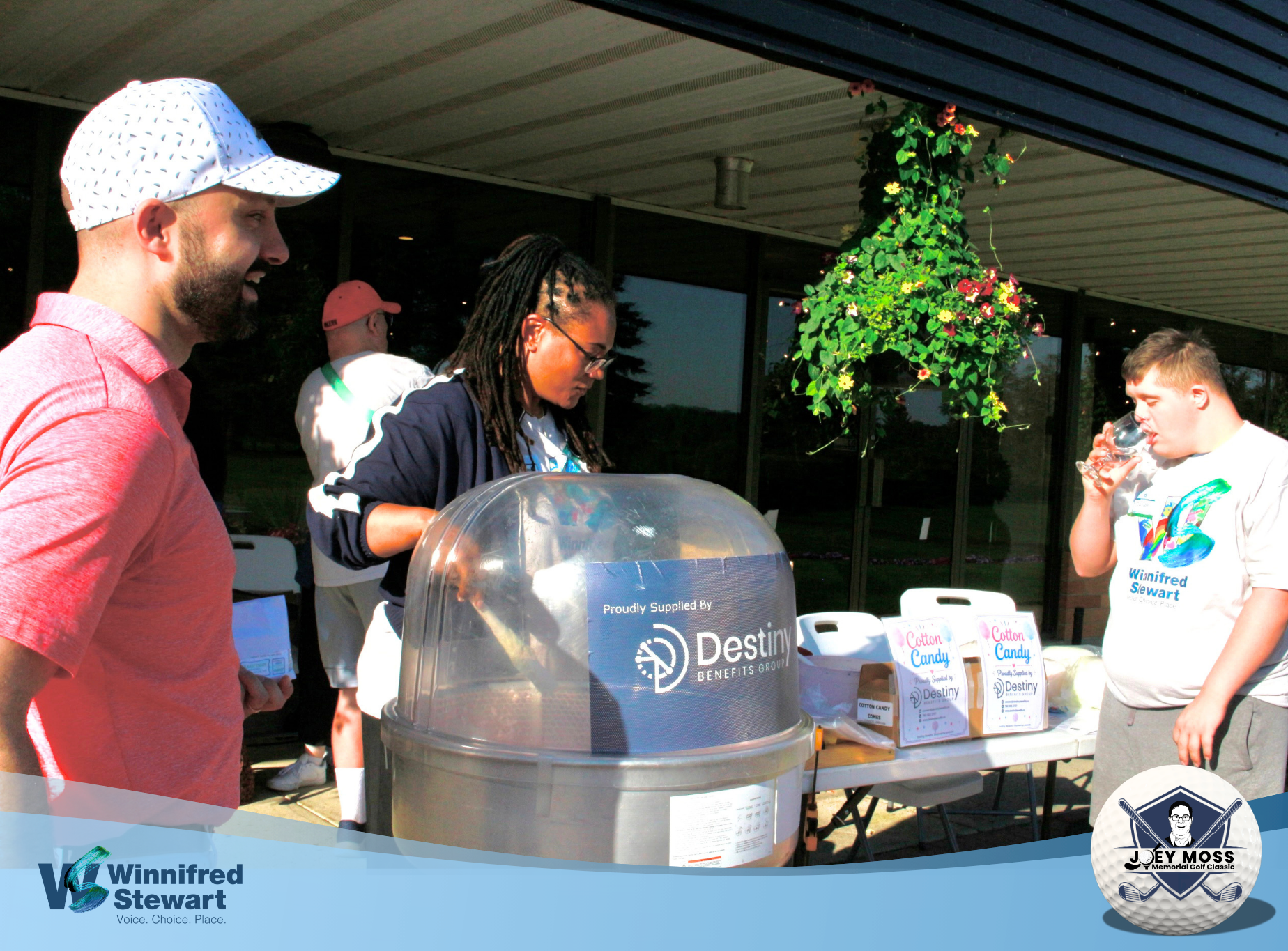 Cotton Candy station - Eddie, Melani, Carter.png