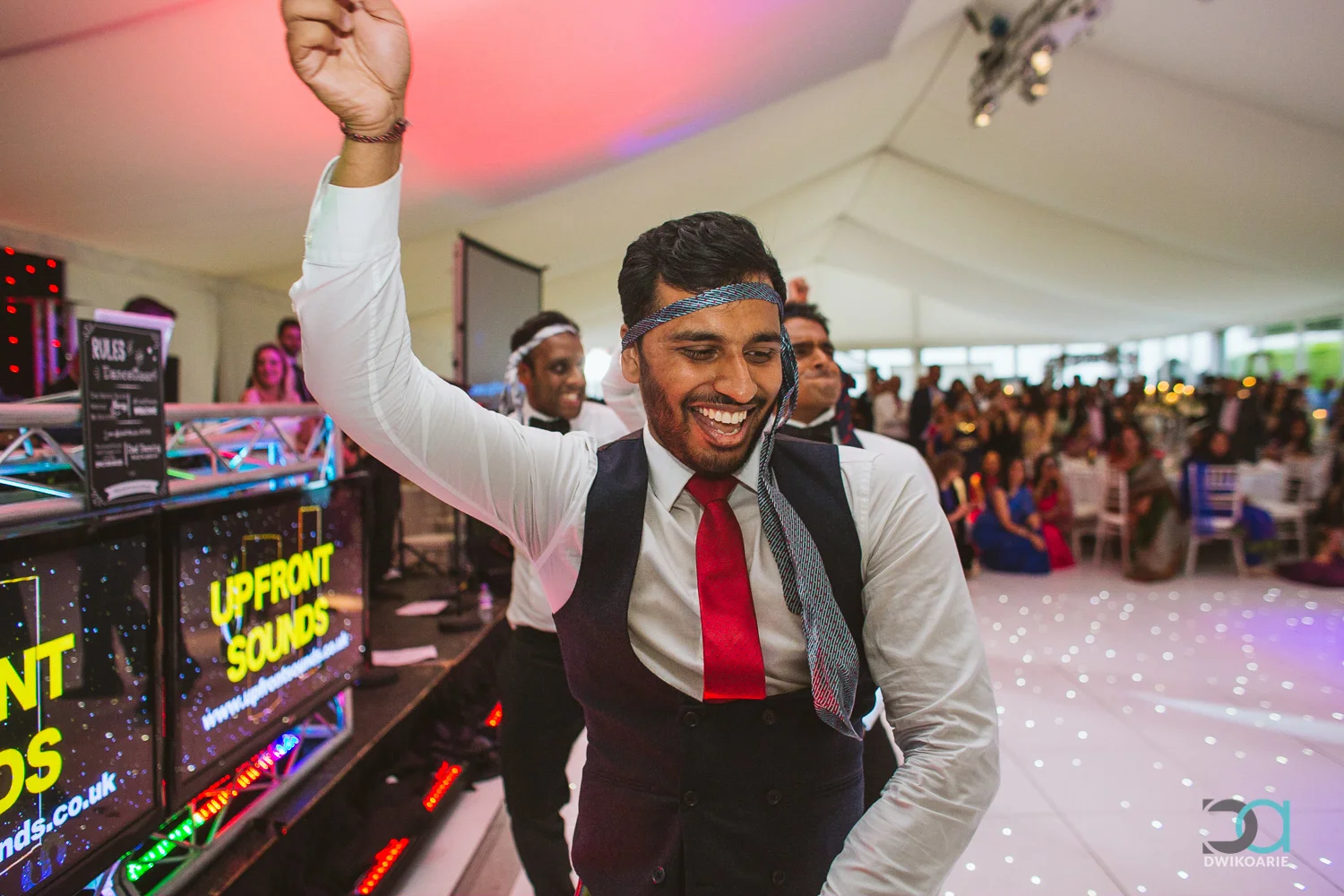 0082-Oakley-Court-Hotel,-Windsor-Wedding-Photography---DAN_5904.jpg