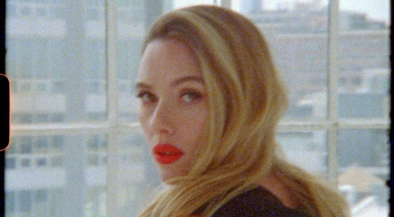 ✨ scarlett johansson photographed by me on super 8 for @deadline ✨

thank you to this incredible team for the opportunity to roll a little film (while also supporting my favorite @andrewzaeh &mdash; who always platforms and celebrates his crew) 🖤

p