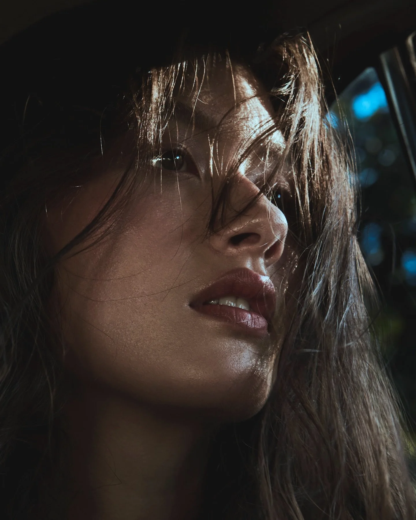 @jadelemac ✨ running home 
photographed by me for @warnermusic @eastwestrecords 
wardrobe styling @tatianacinquino 
hair and makeup @nadiahoecklin 
lighting tech @kobramaier 
digital tech + picture car @menneheron 
production co @eastdeckcreative 
pr