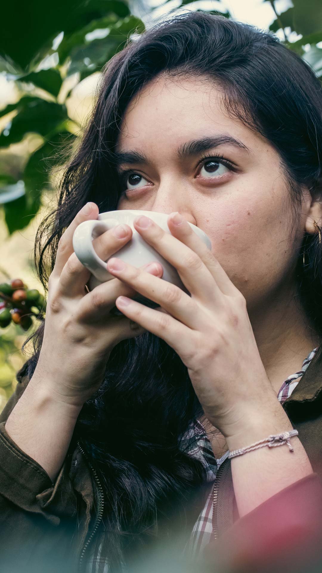 woman-drinking-coffee-coatepec-veracruz-04.jpg