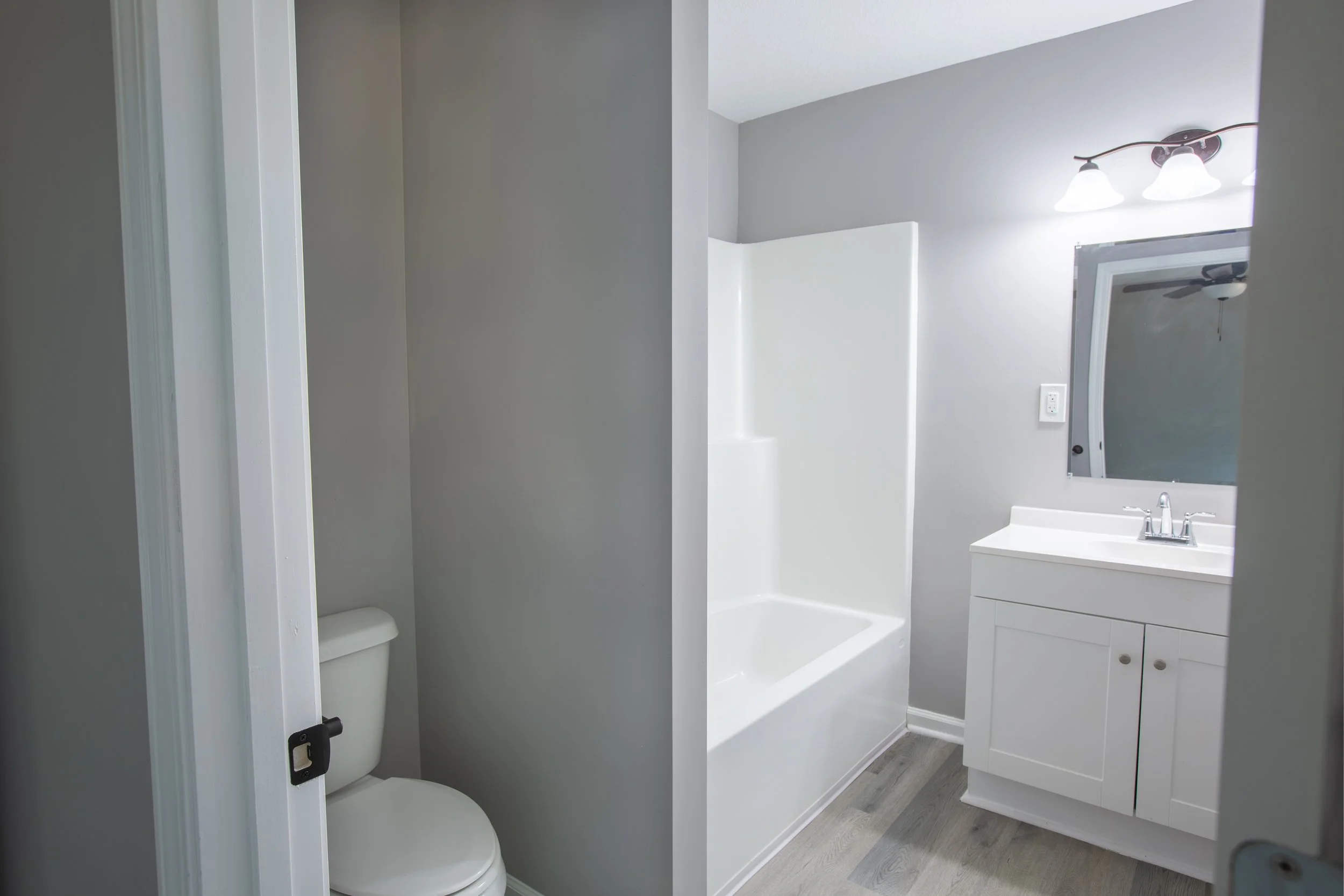1504 Baker St-26.jpg