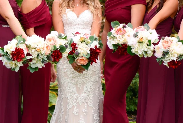 {Photos by: Kelsey Tillema Photography}