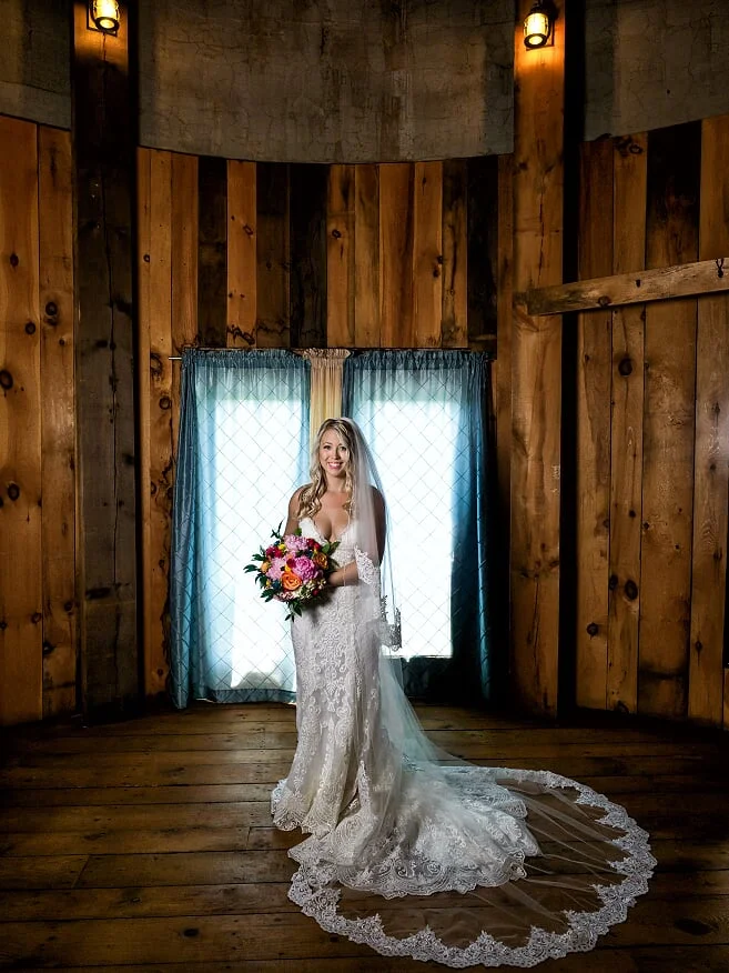 {Photos by: Region Weddings}