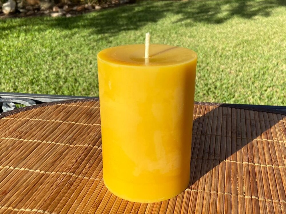 rustig aan Kort geleden Sicilië 100% Pure Beeswax Candles Handmade 4x3 Inches Round Pillar Natural — AUSTIN  HONEY COMPANY