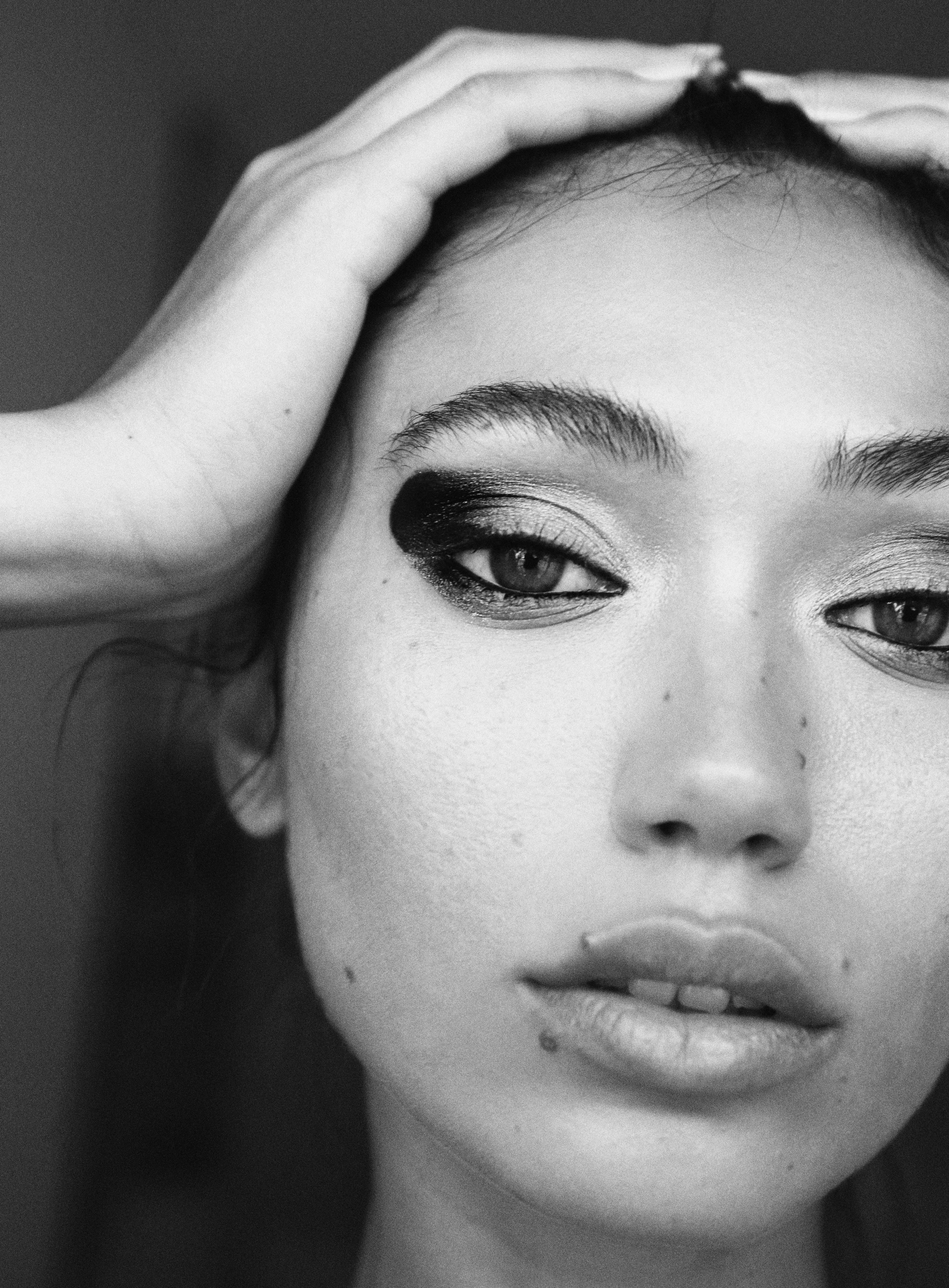 Beauty shot by Hanna Hillier