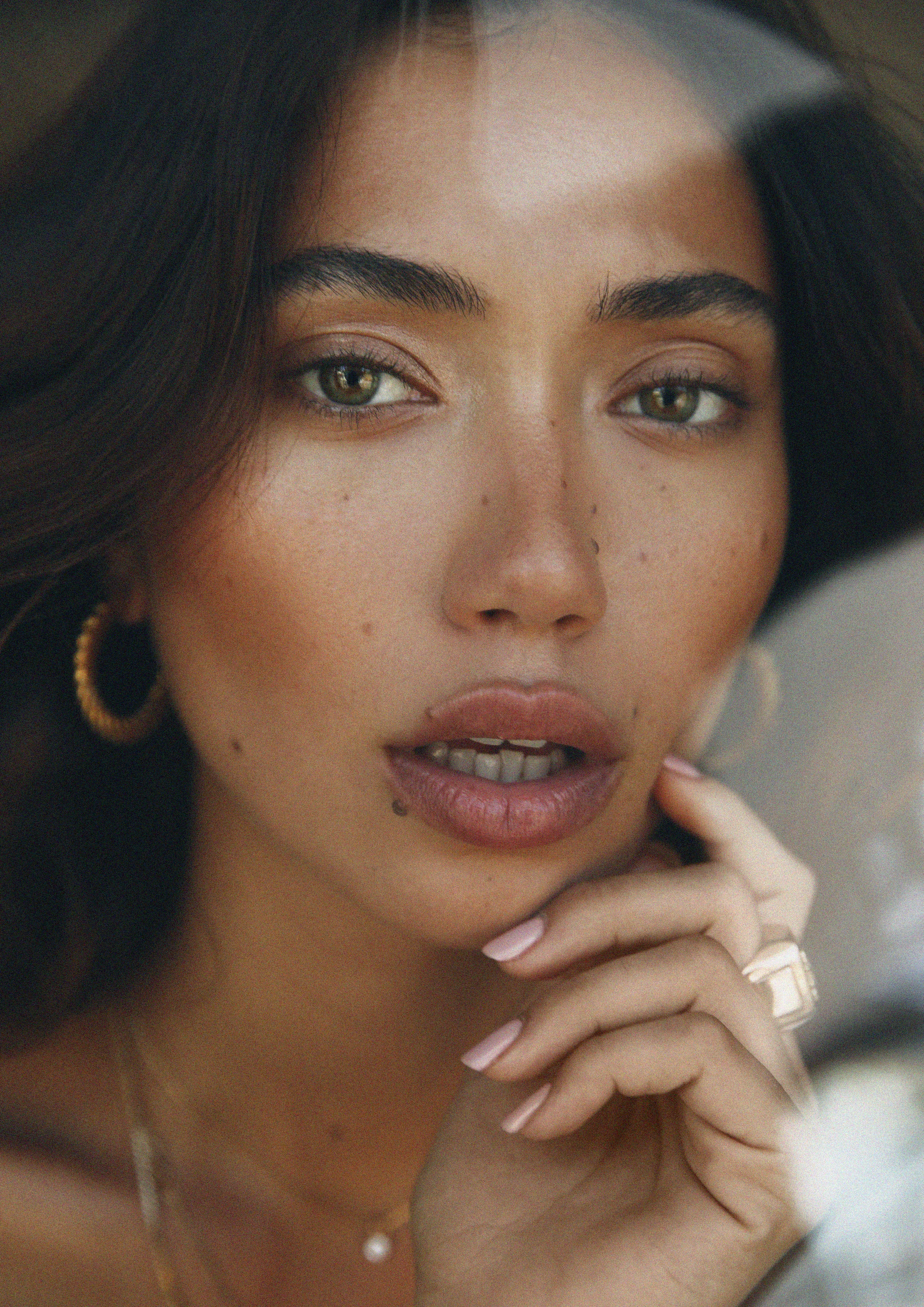 Beauty shot by Hanna Hillier