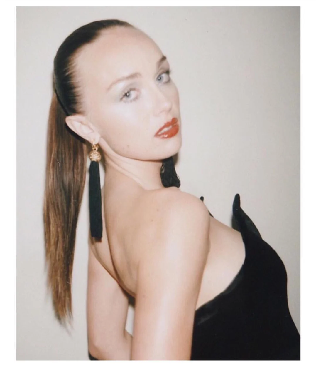 Zella by Chloe Chippendale