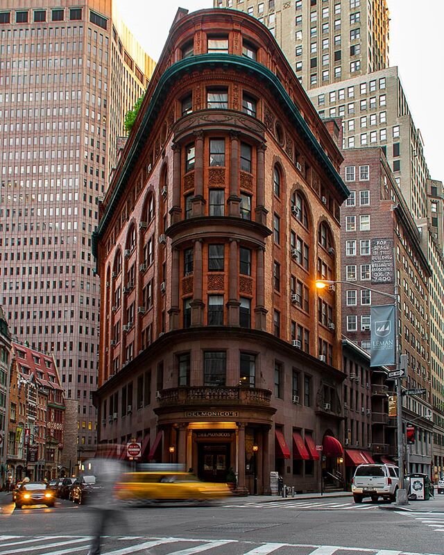 My IG feed is filled with amazing, albeit eerie, photos of empty #nyc streets but I'm just praying for the day we can all go back outside. 🙏🙏🙏 In this #covid_19 world we live in the death toll is rising and the medical professionals at the front l