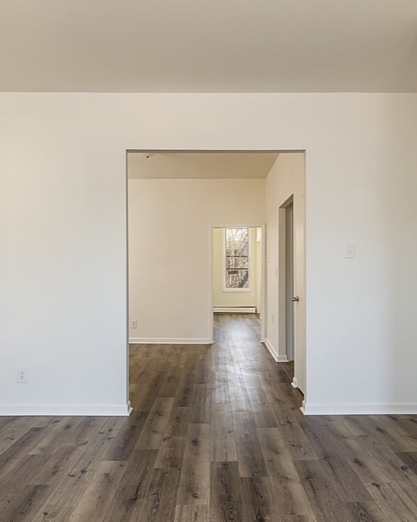 Apartments available in Jersey City! 
Plenty of space for your new home office! 
Message for details. No fee! @lizjcrealtor
.
.
.
.
.
#jerseycityrealestate #jerseycity #bergenlafayette #forrent #forlease #apartmentforrent