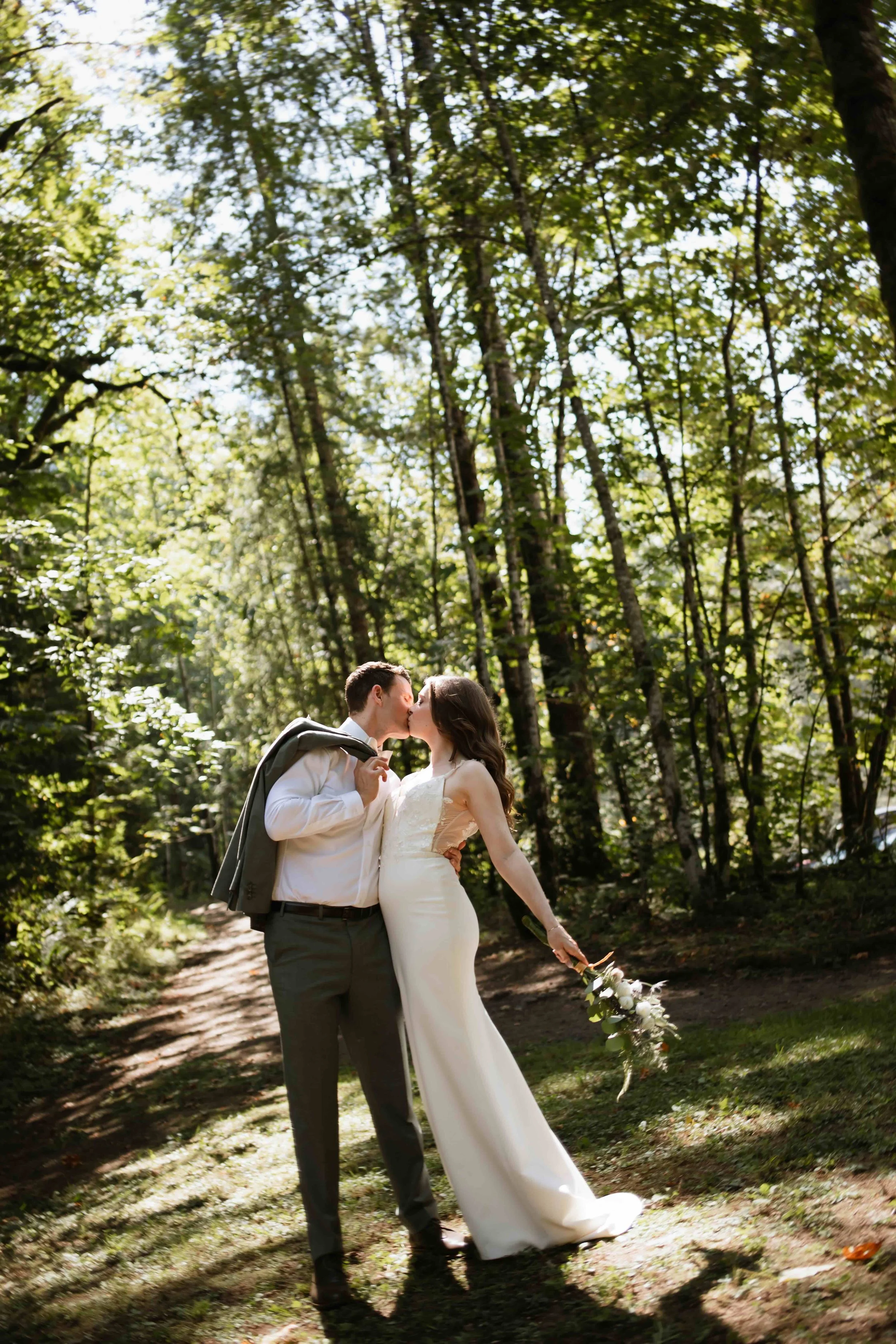 Vancouver - Wedding - Photographer