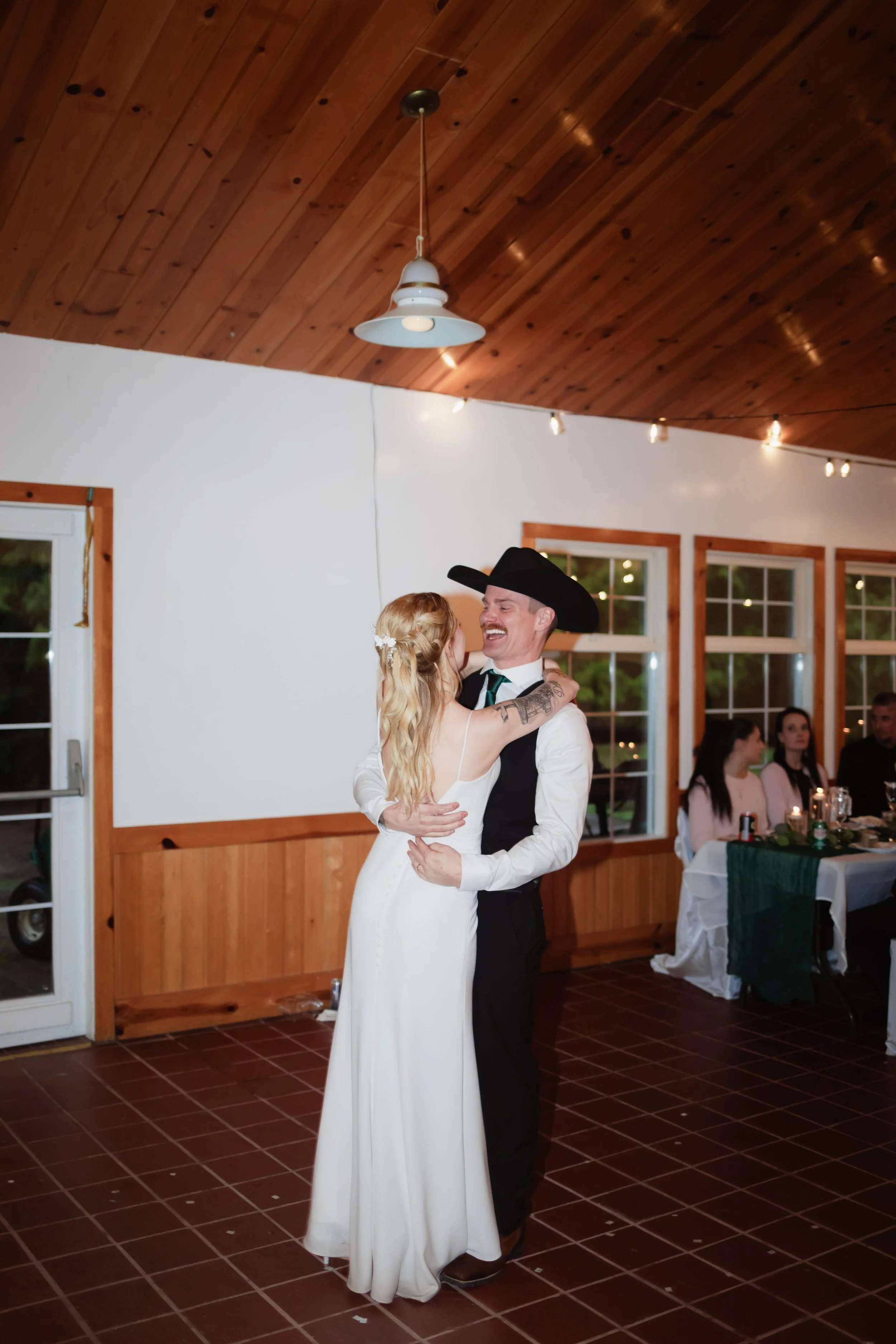 Vancouver - Wedding - Photographer