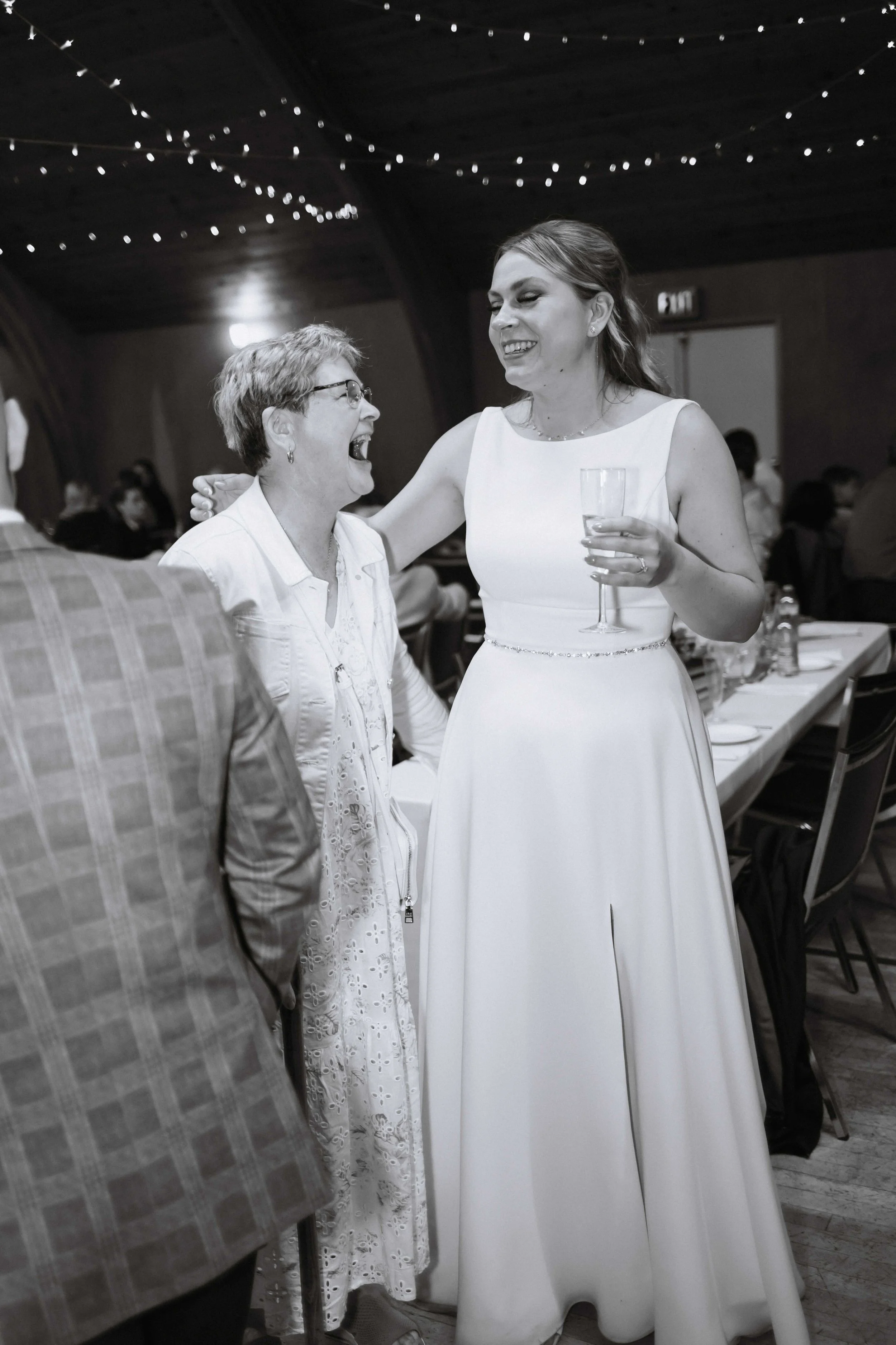 Vancouver - Wedding - Photographer