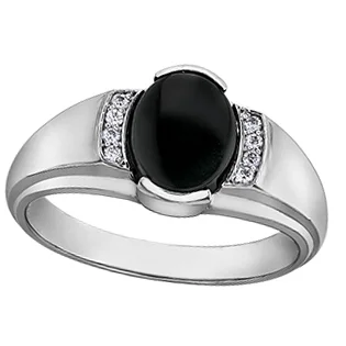 MEN'S ONYX & DIAMOND RING