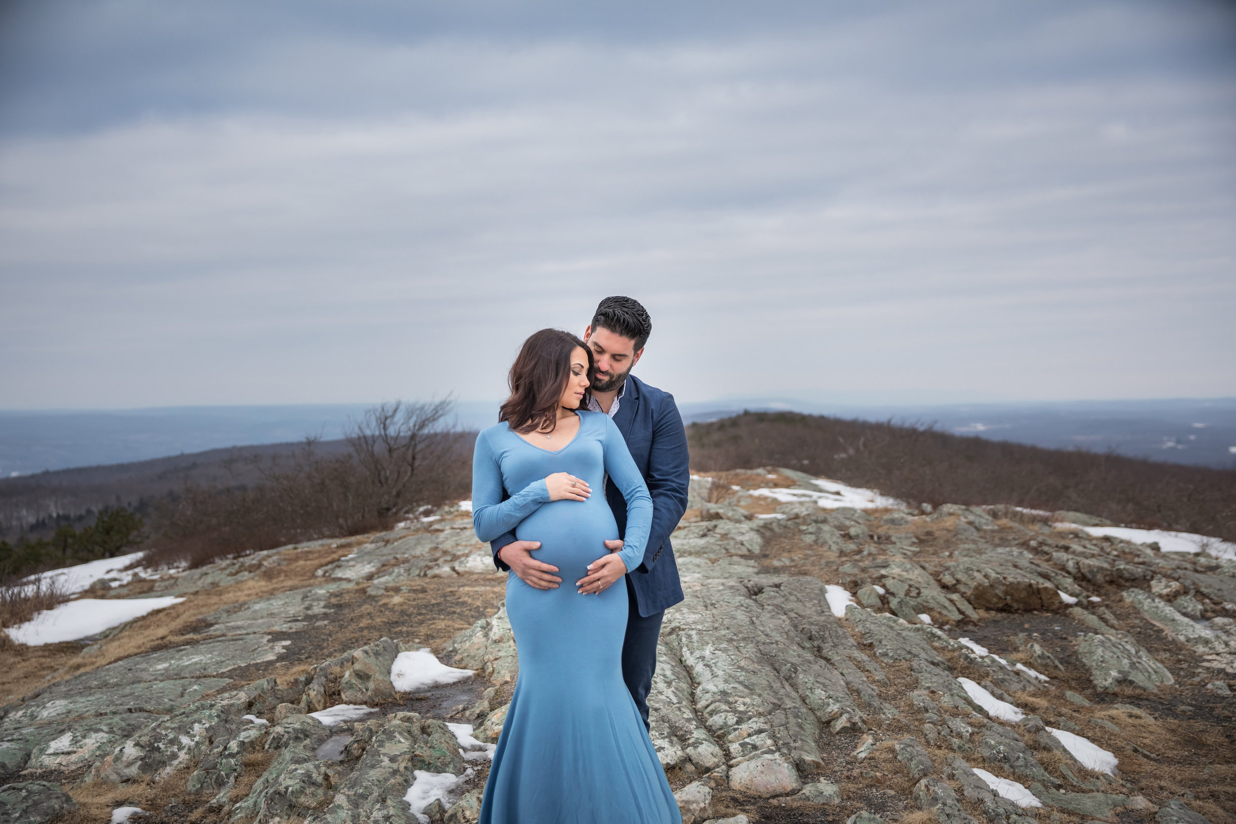 Winter Maternity Session  High Point State Park — Cassondre Mae