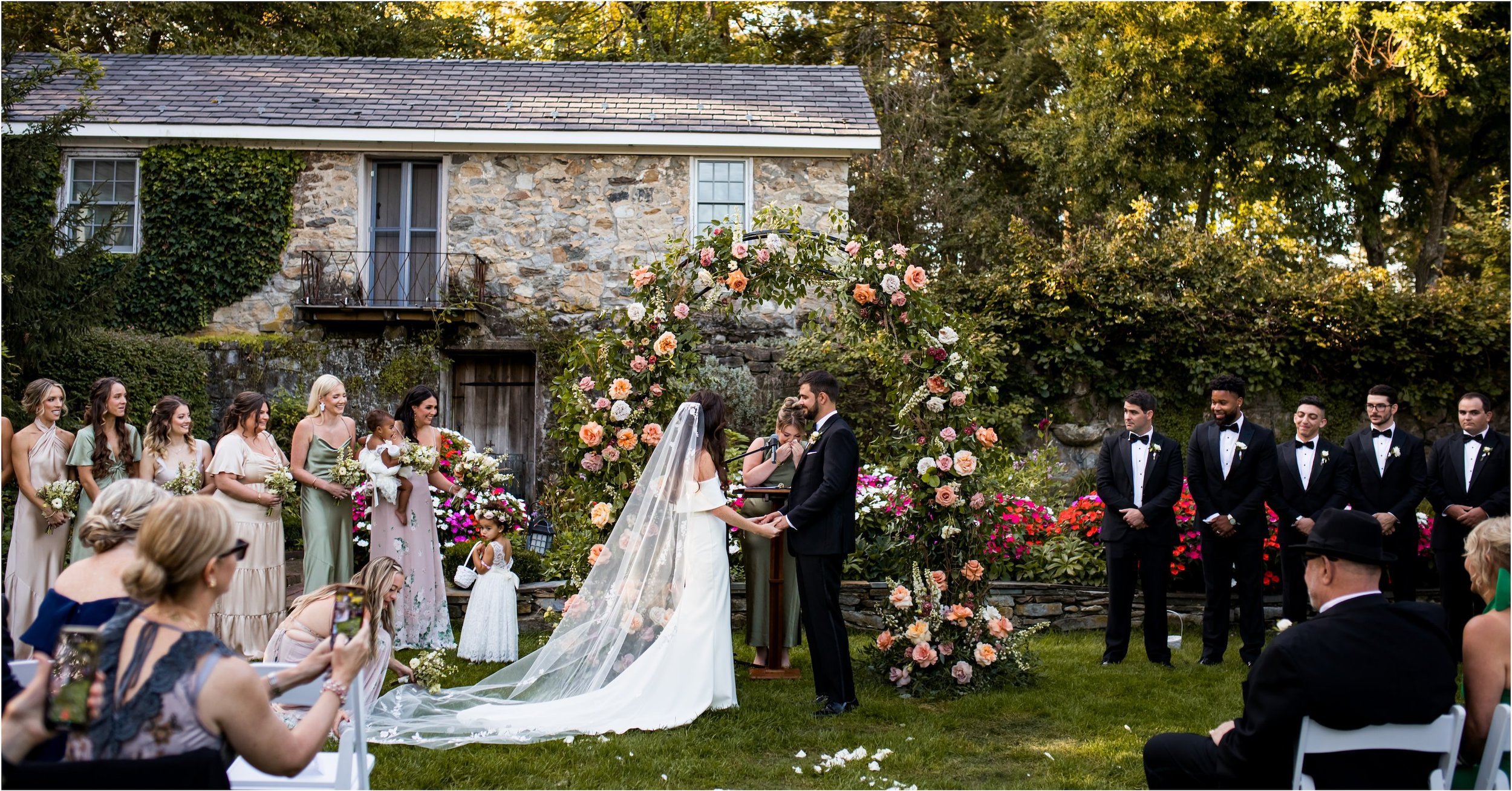 ©Cassondre Mae Photography -Crossed Keys Estate Wedding 15.jpg